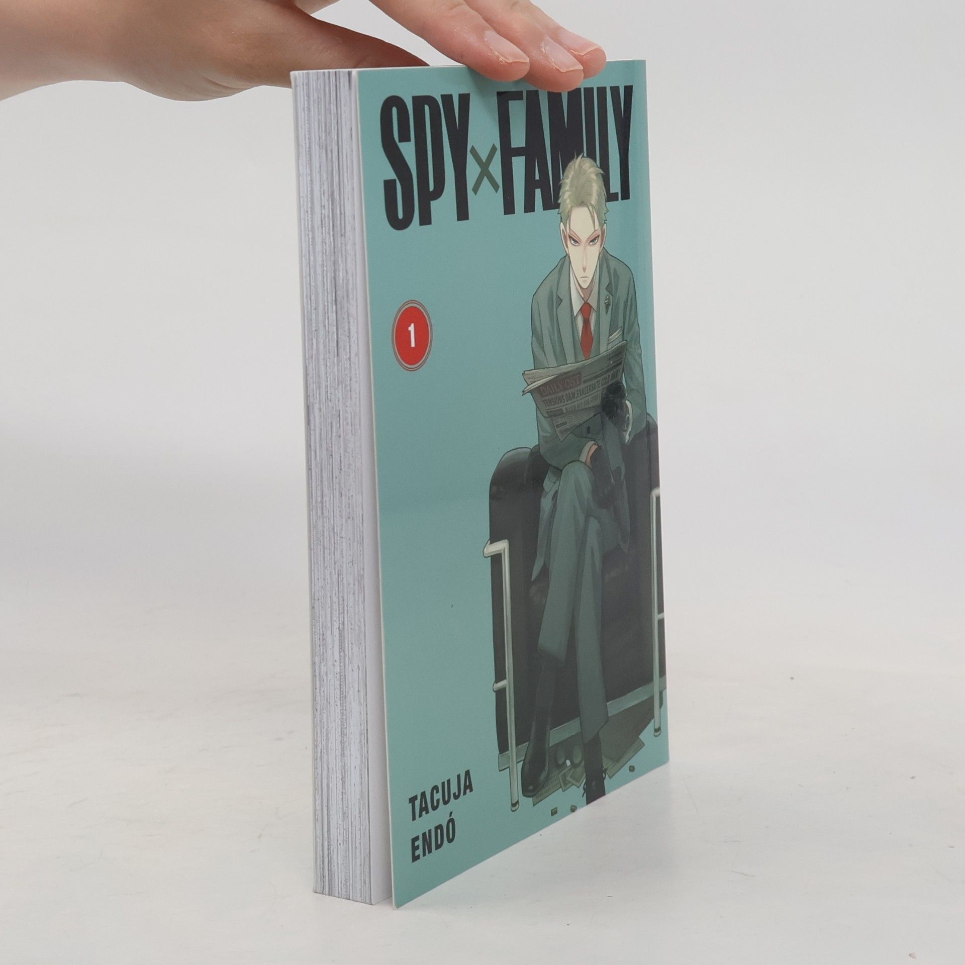 Tacuja Endó Spy x Family 1