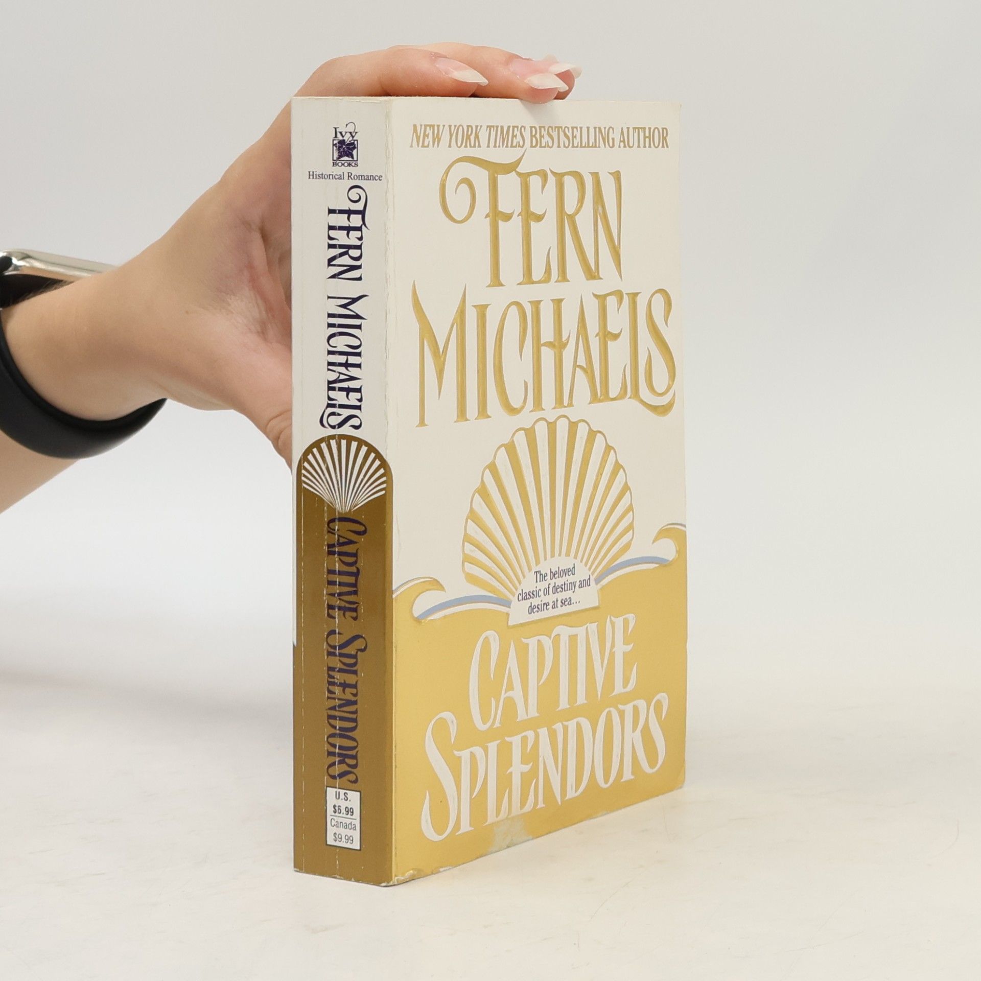 Fern Michaels Captive Splendors