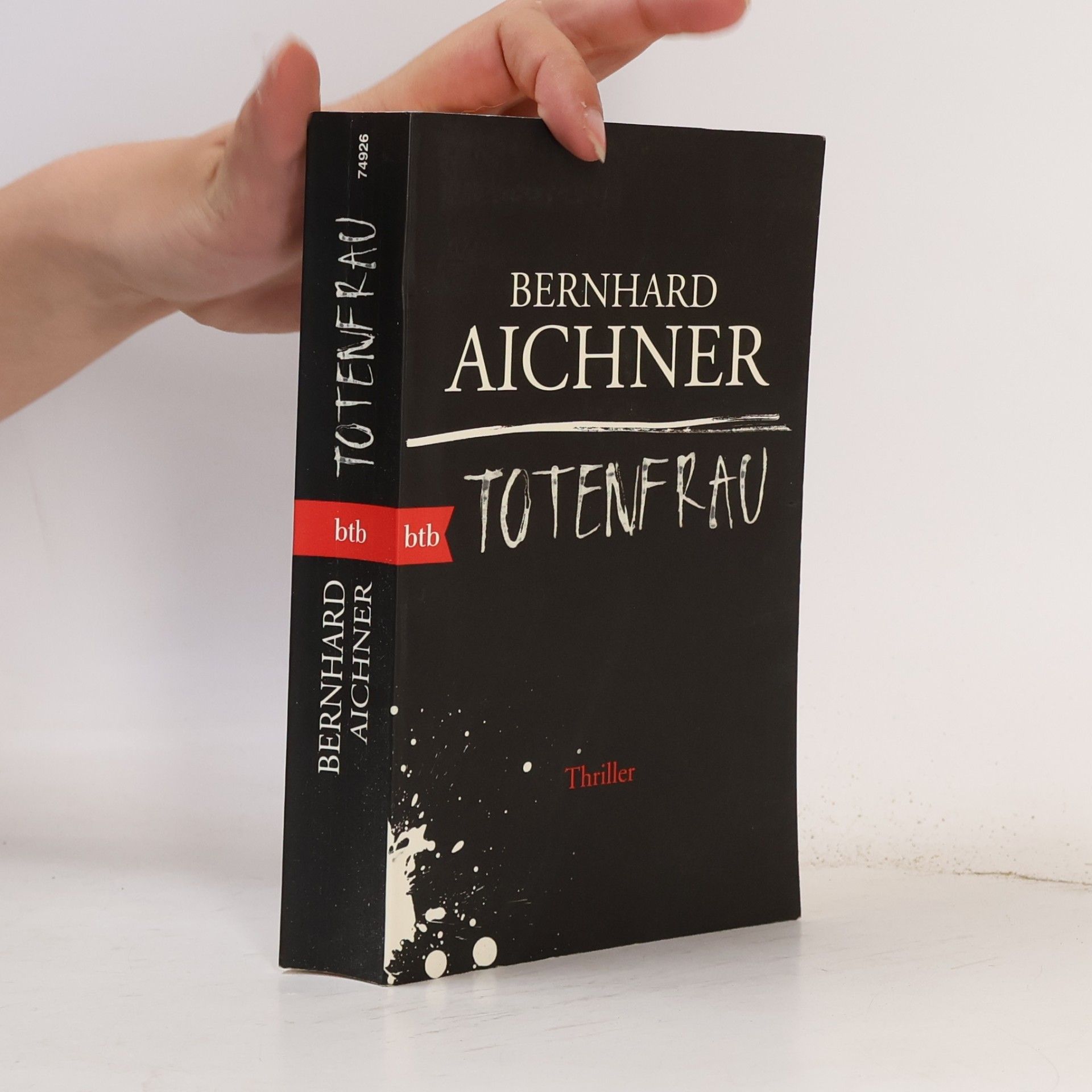 Bernhard Aichner Totenfrau