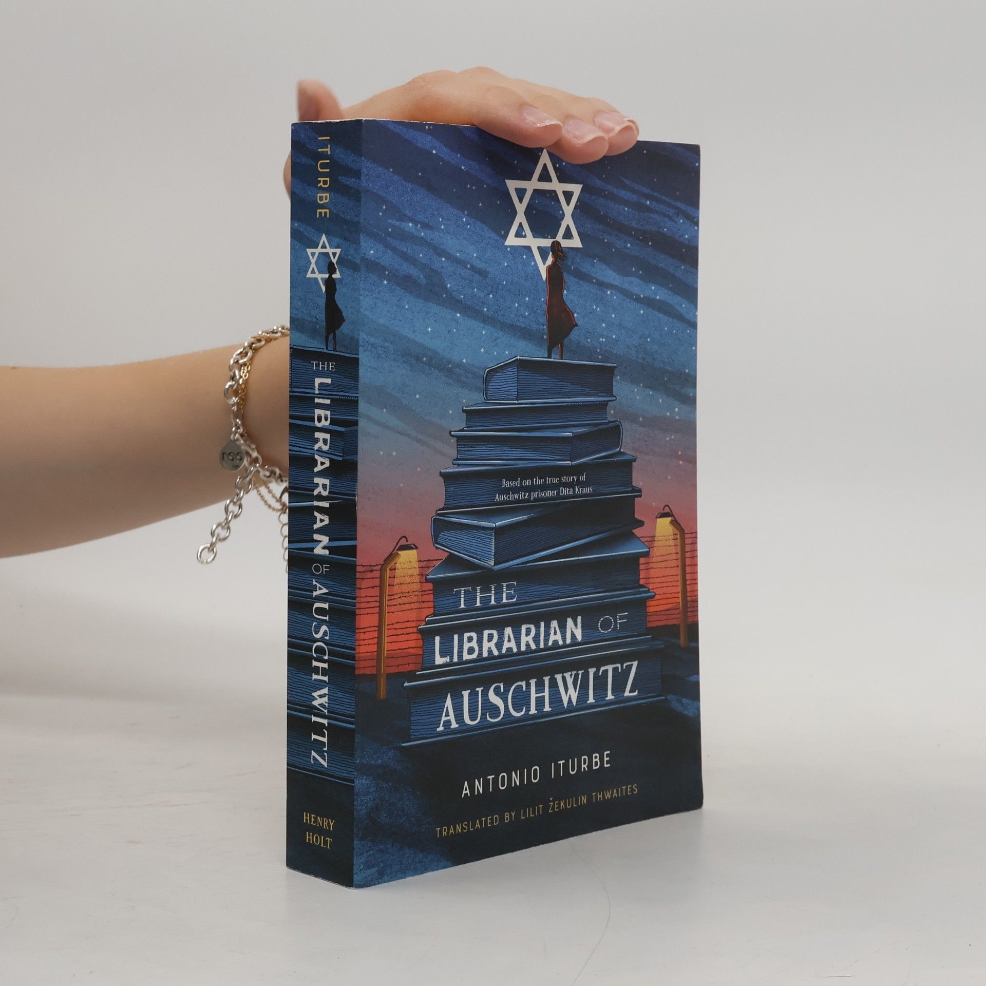 Lilit Žekulin Thwaites The Librarian of Auschwitz