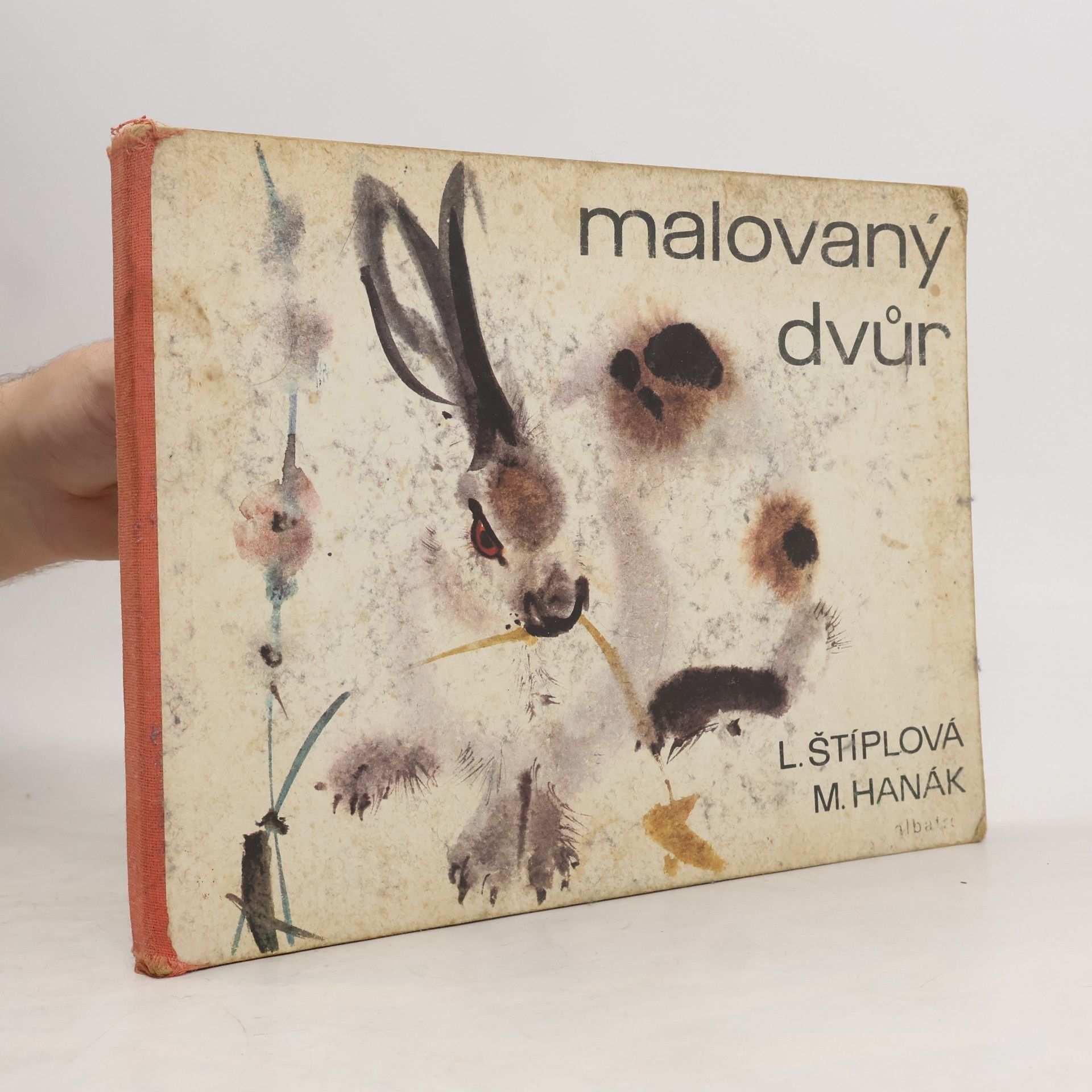 Ljuba Štíplová Malovaný dvůr