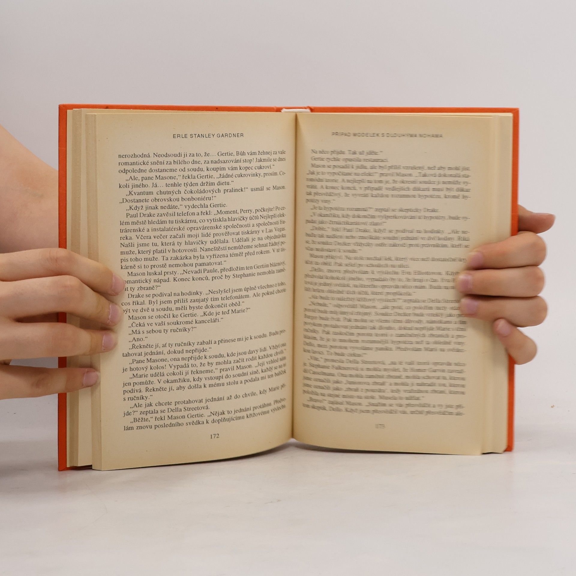 Erle Stanley Gardner Případ modelek s dlouhýma nohama. Případ dívky z kalendáře