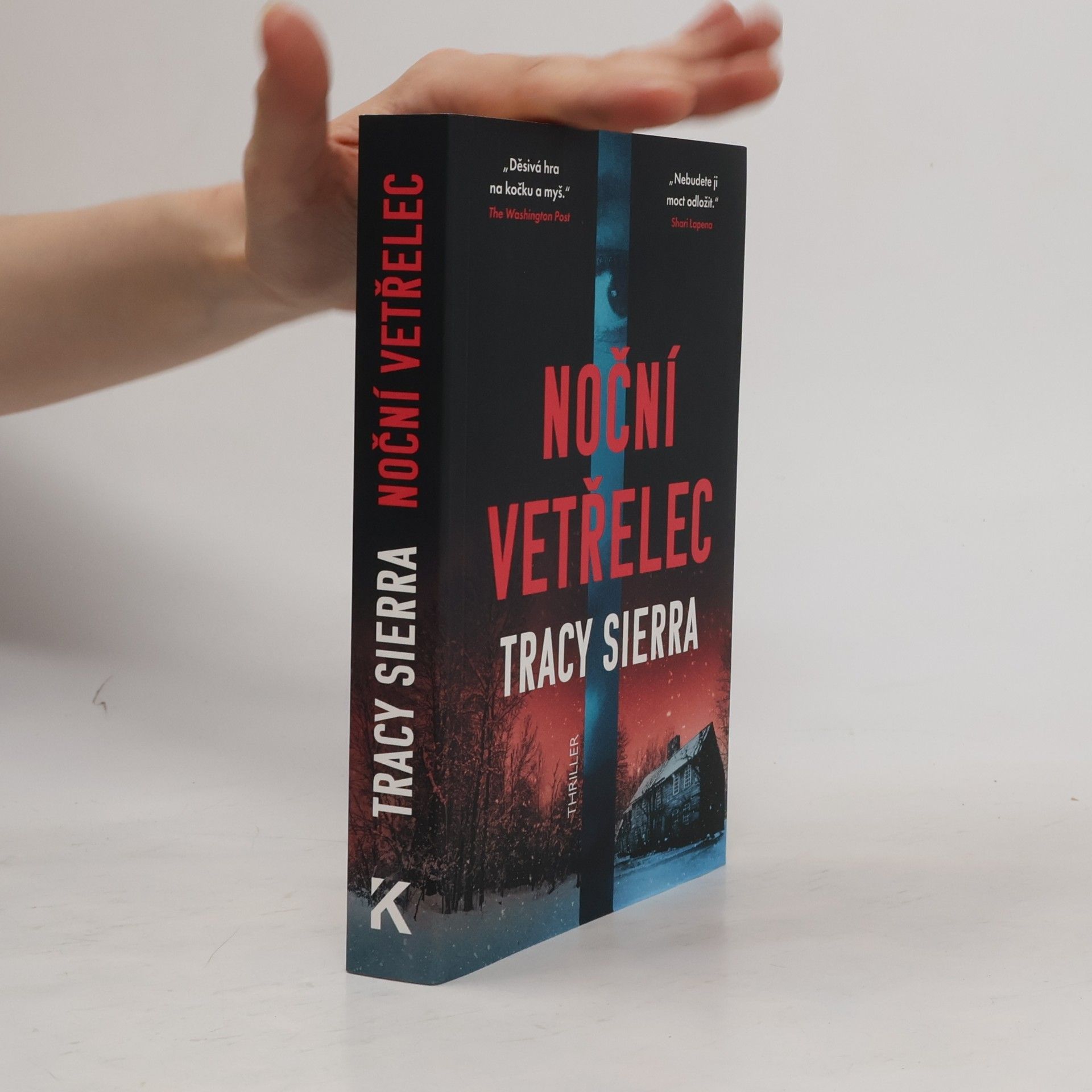 Tracy Sierra Noční vetřelec