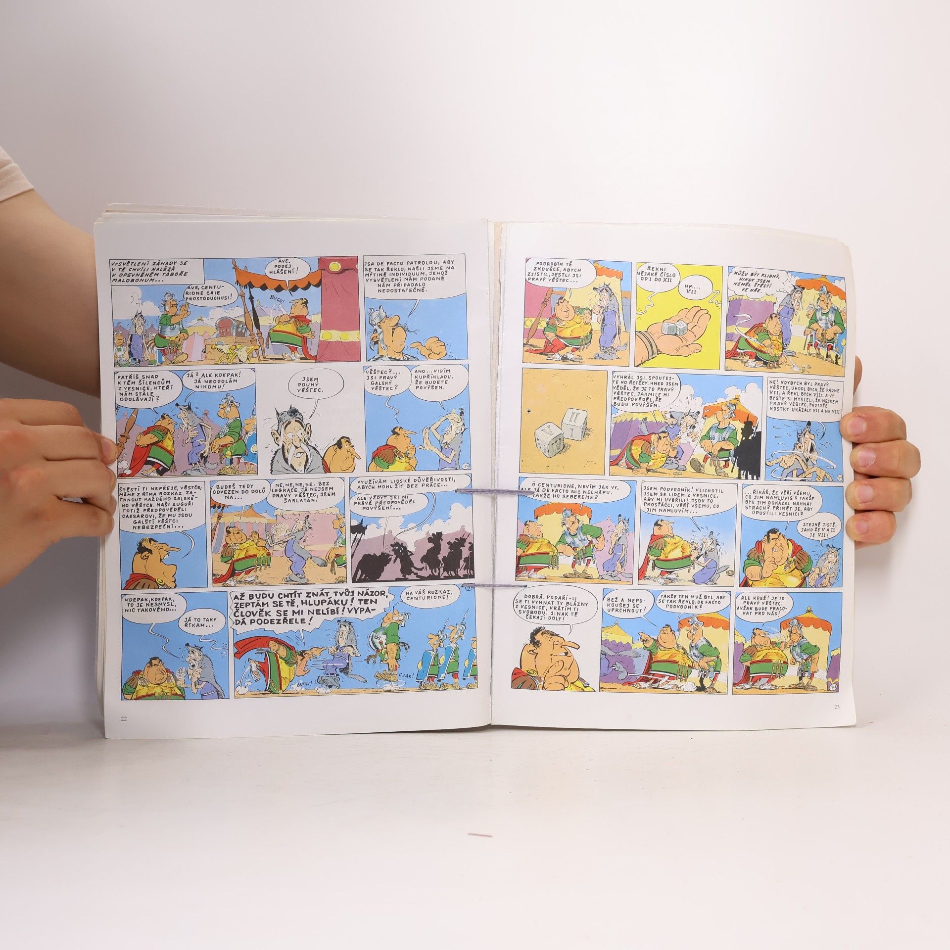 René Goscinny Asterix. Díl IX. Věštec