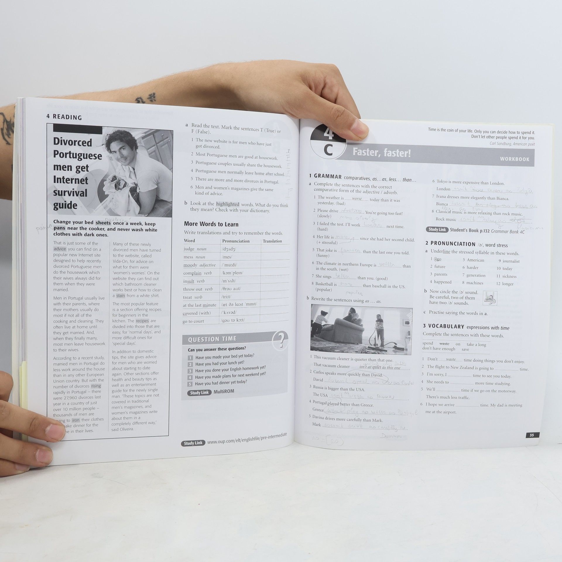 Paul Seligson New English file. Pre-intermediate Multipack A