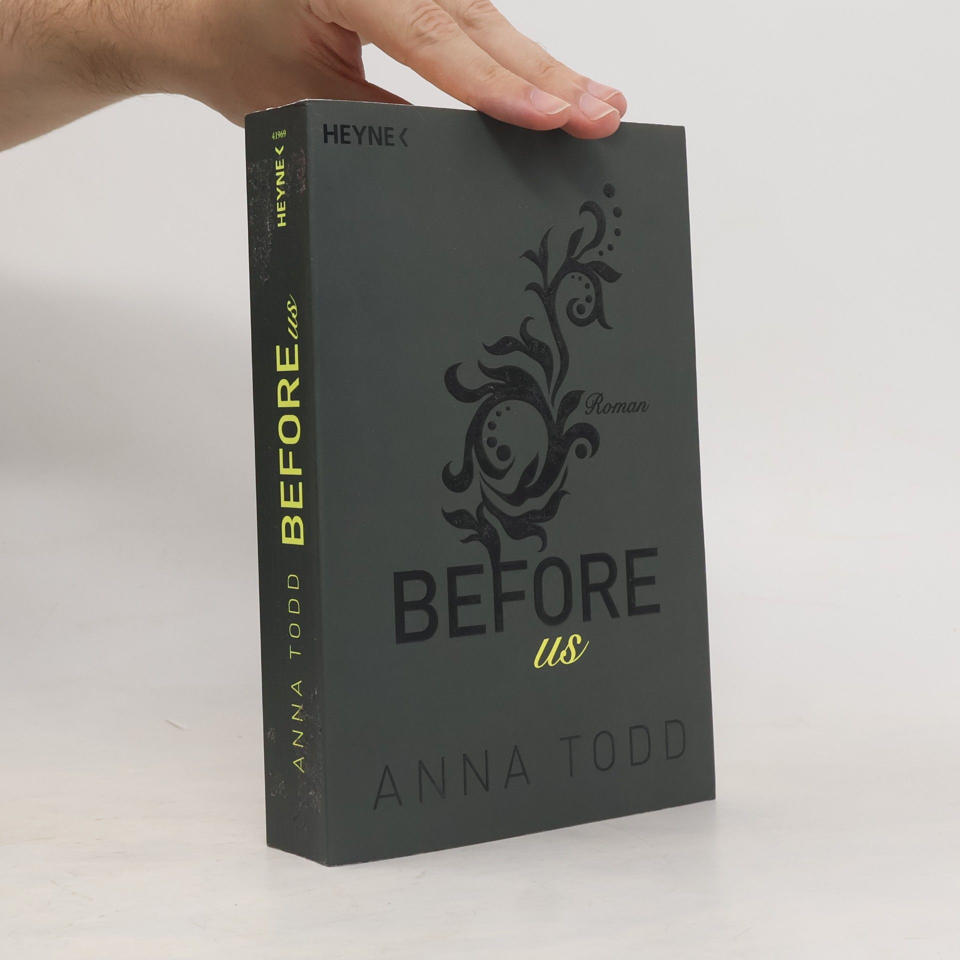 Anna Todd After 5. Before Us