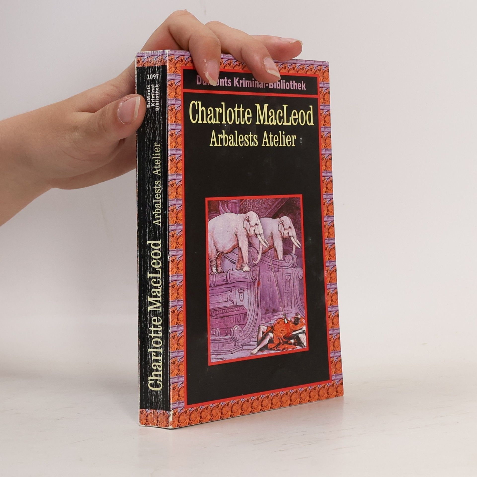 Charlotte MacLeod Arbalests Atelier