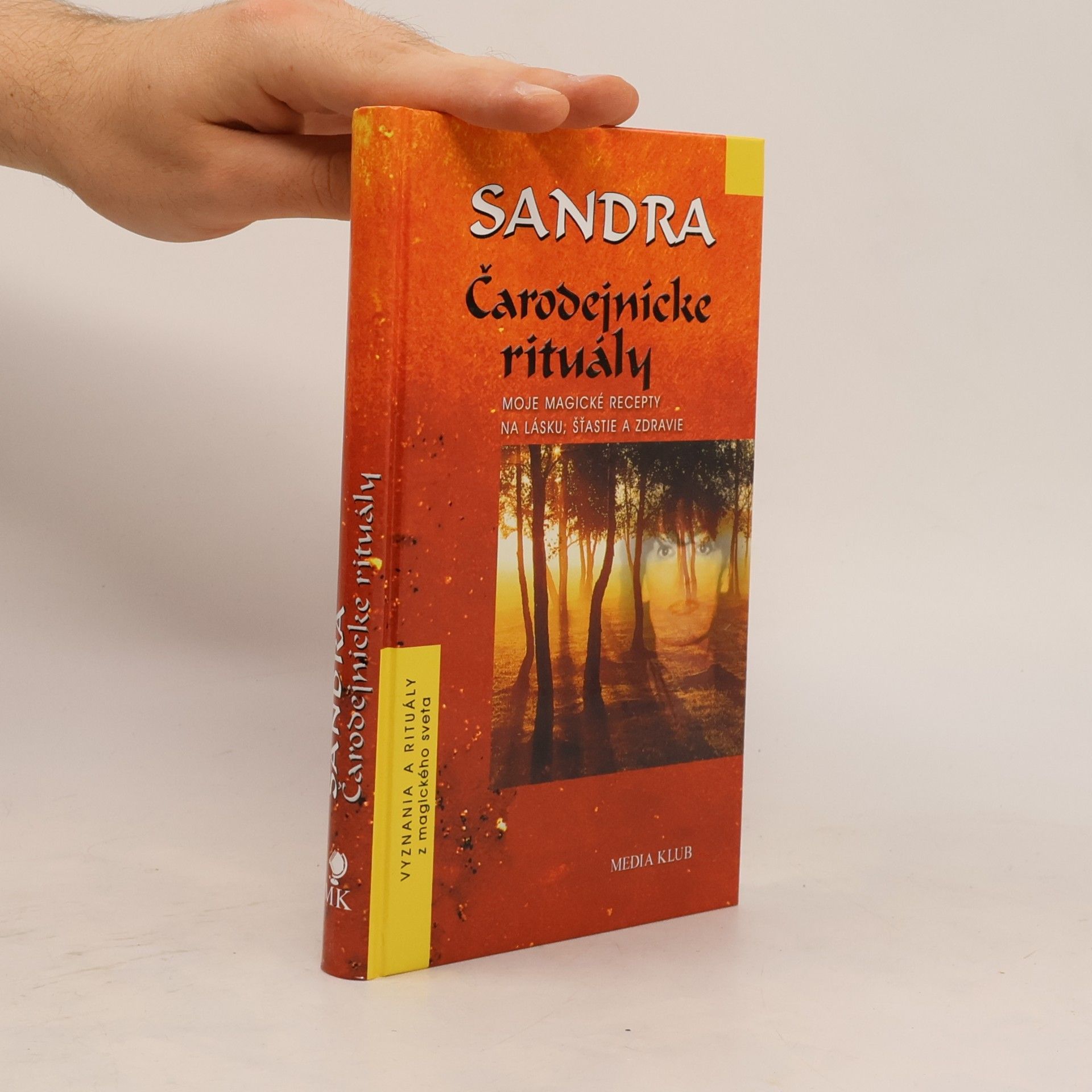 Sandra Hettich von Huttary Čarodejnicke rituály