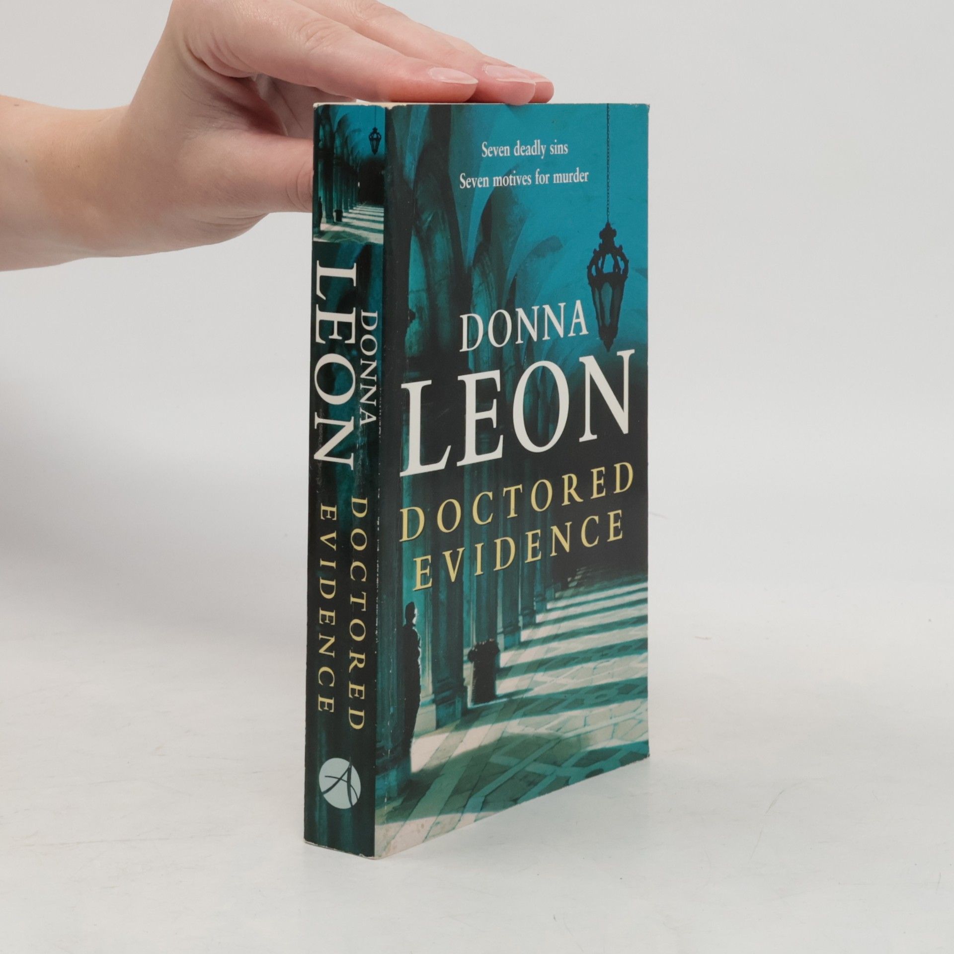 Donna Leon Doctored evidence