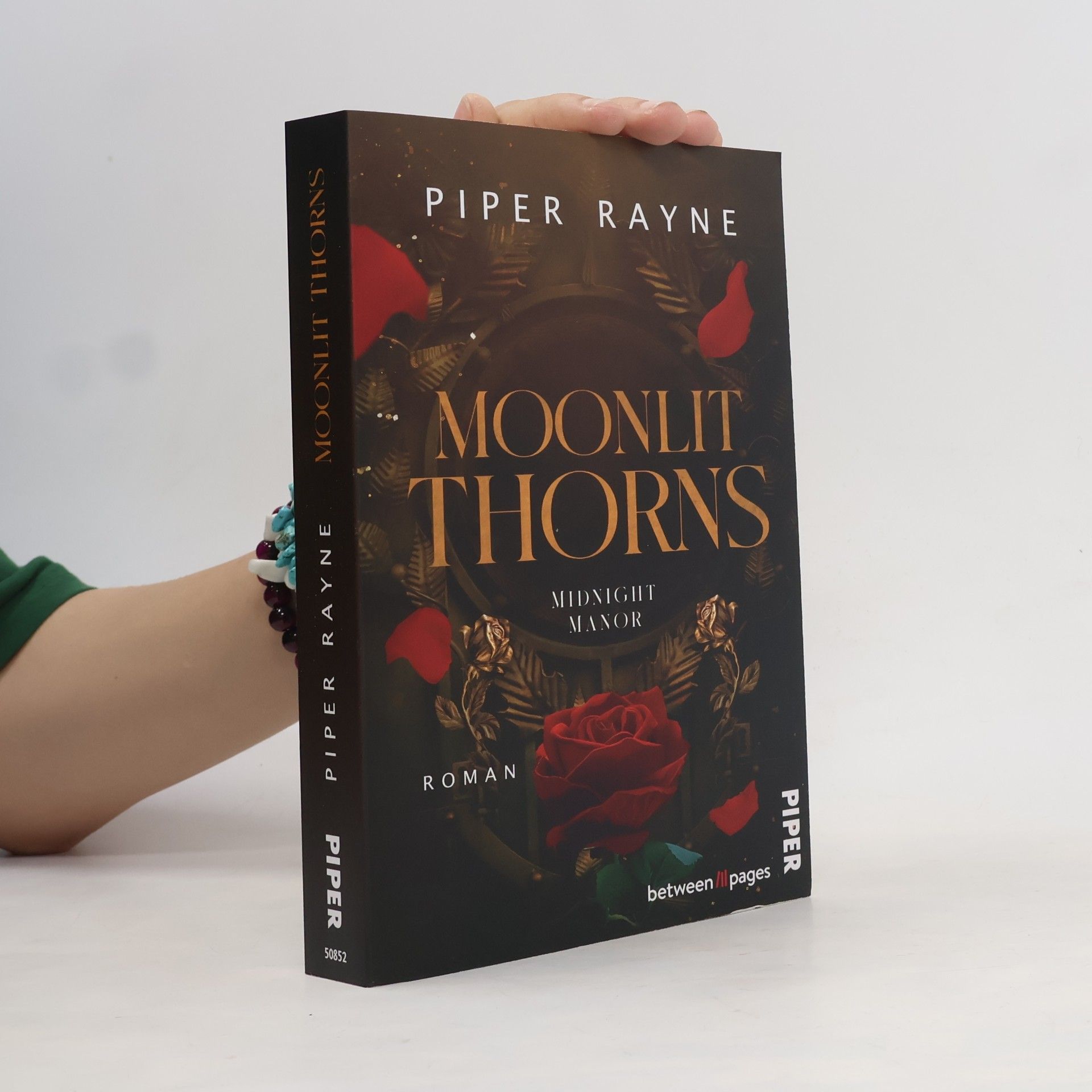 Piper Rayne Midnight Manor - 1: Moonlit Thorns