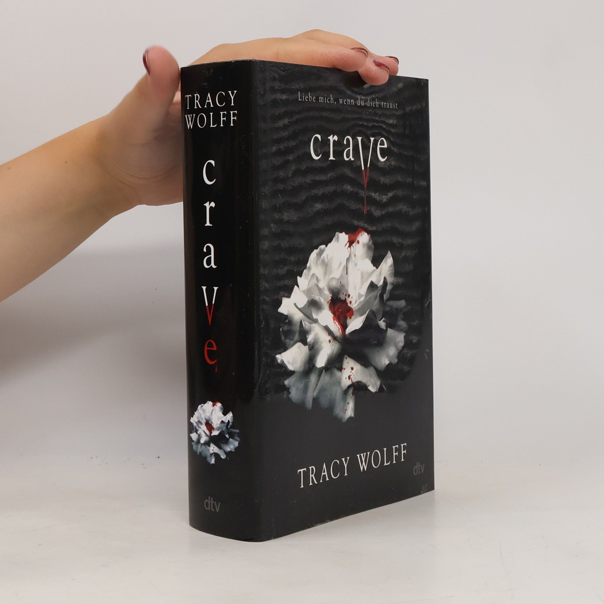 Tracy Wolff Crave