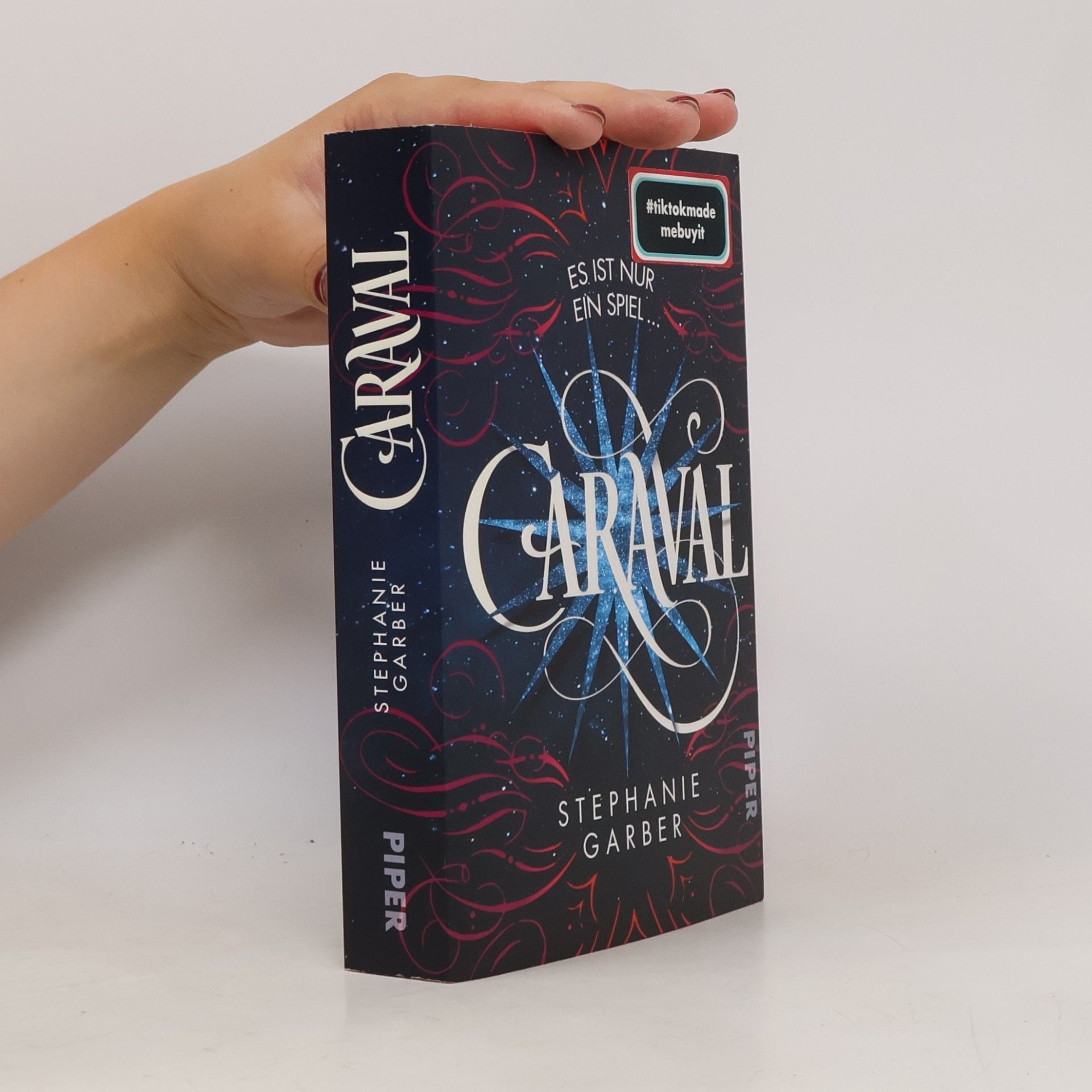 Stephanie Garber Caraval