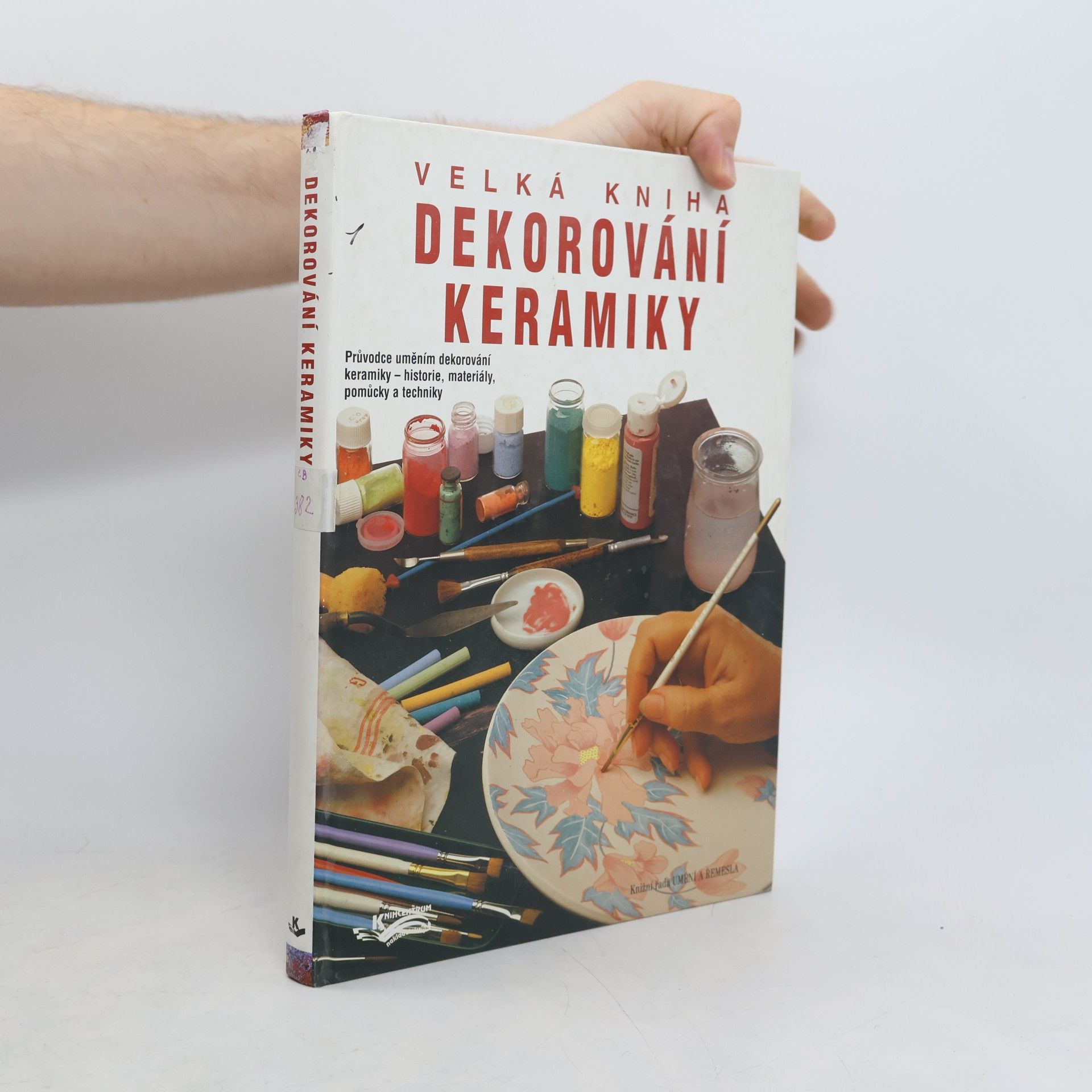 MPilar Navarro Dekorování keramiky: Velká kniha