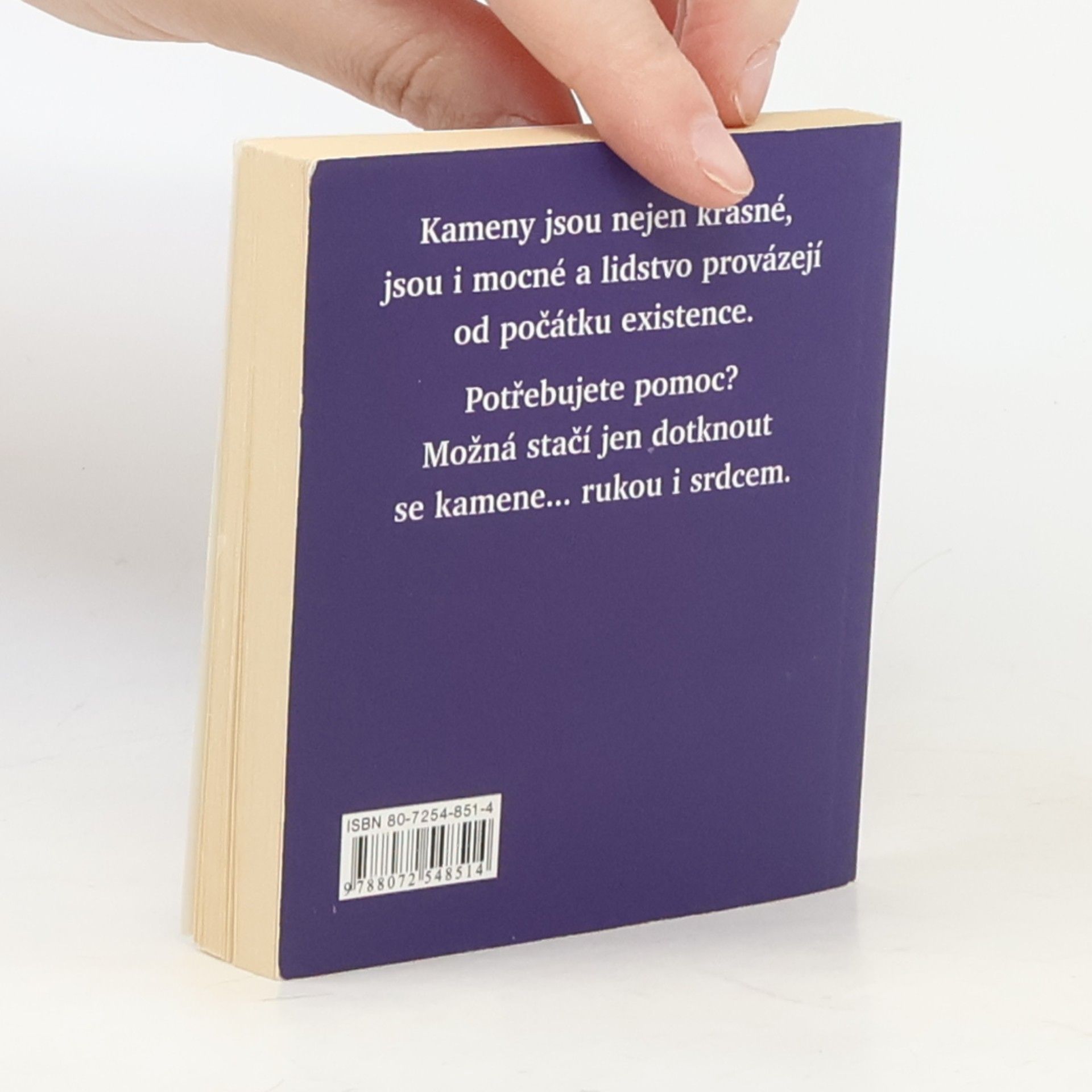 Petra Neomillnerová Magické kameny