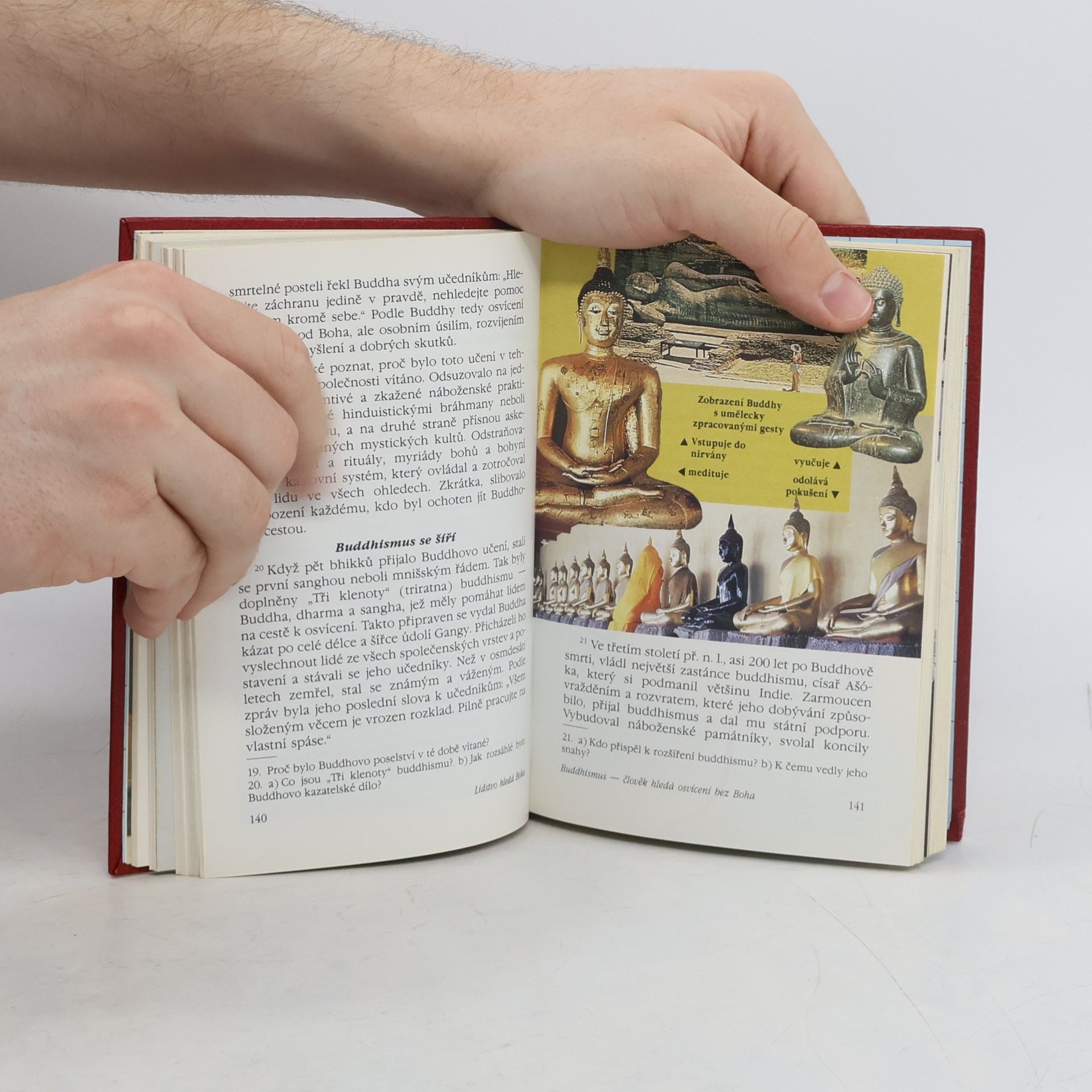 Collectif d'auteurs Lidstvo hledá Boha