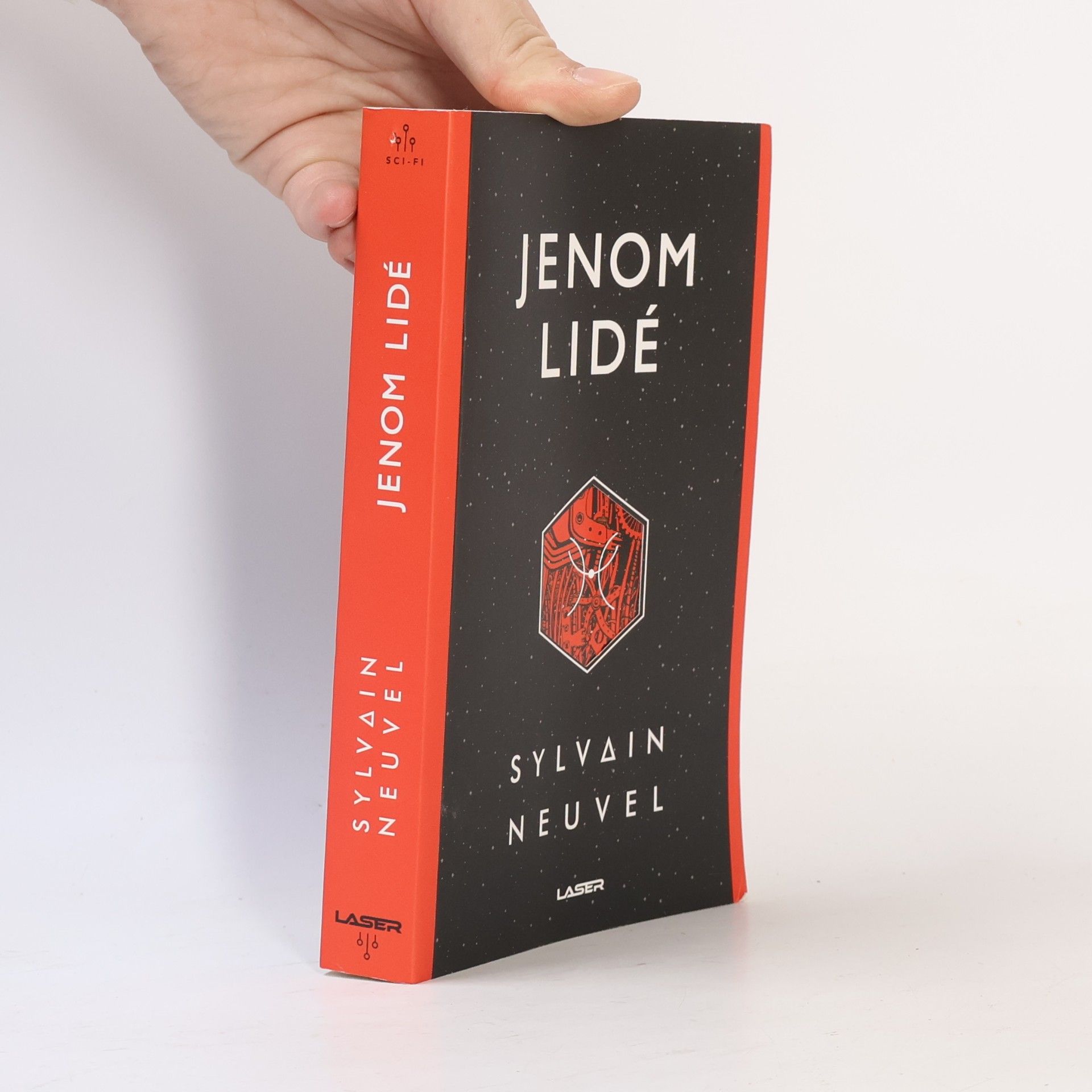 Sylvain Neuvel Jenom lidé