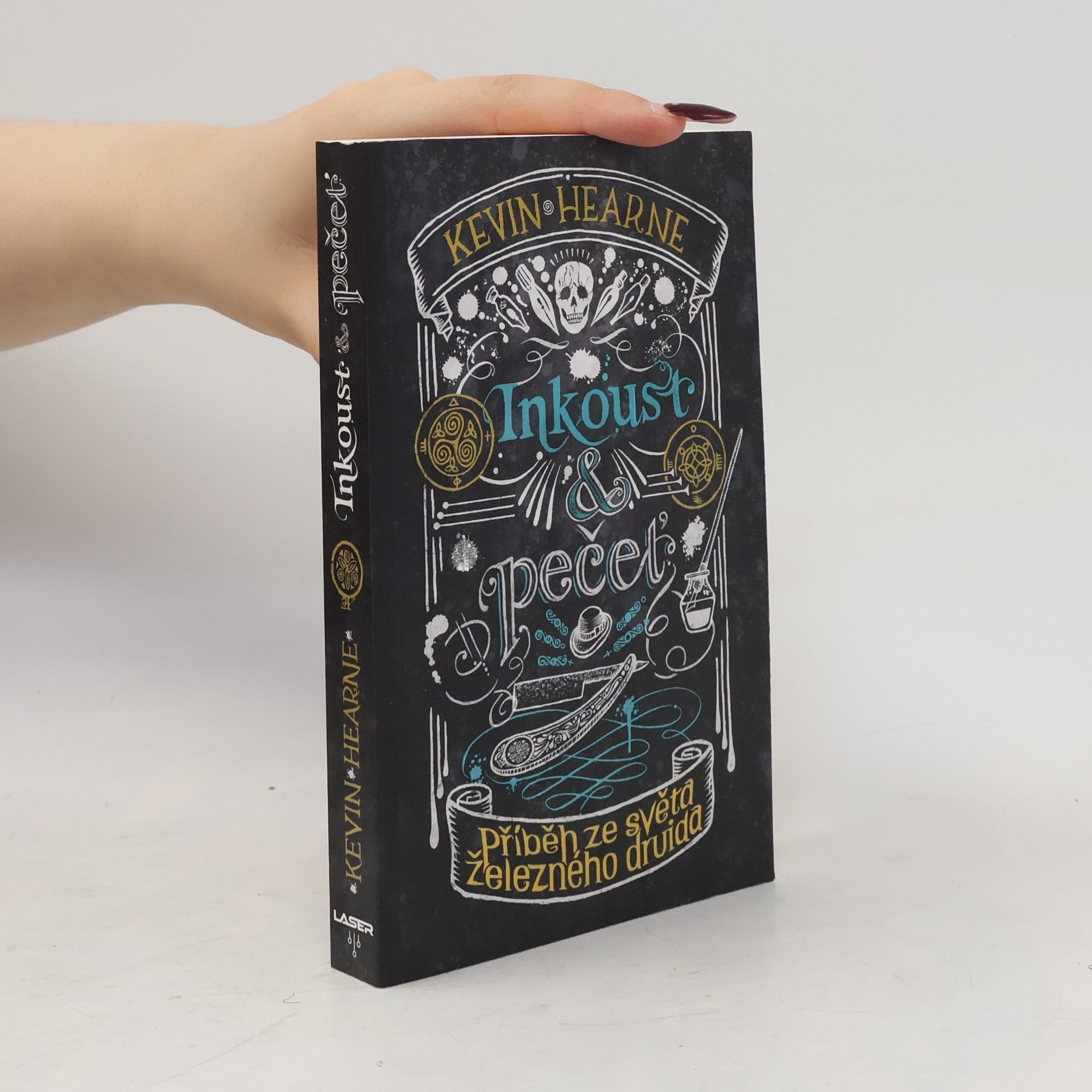 Kevin Hearne Inkoust & pečeť