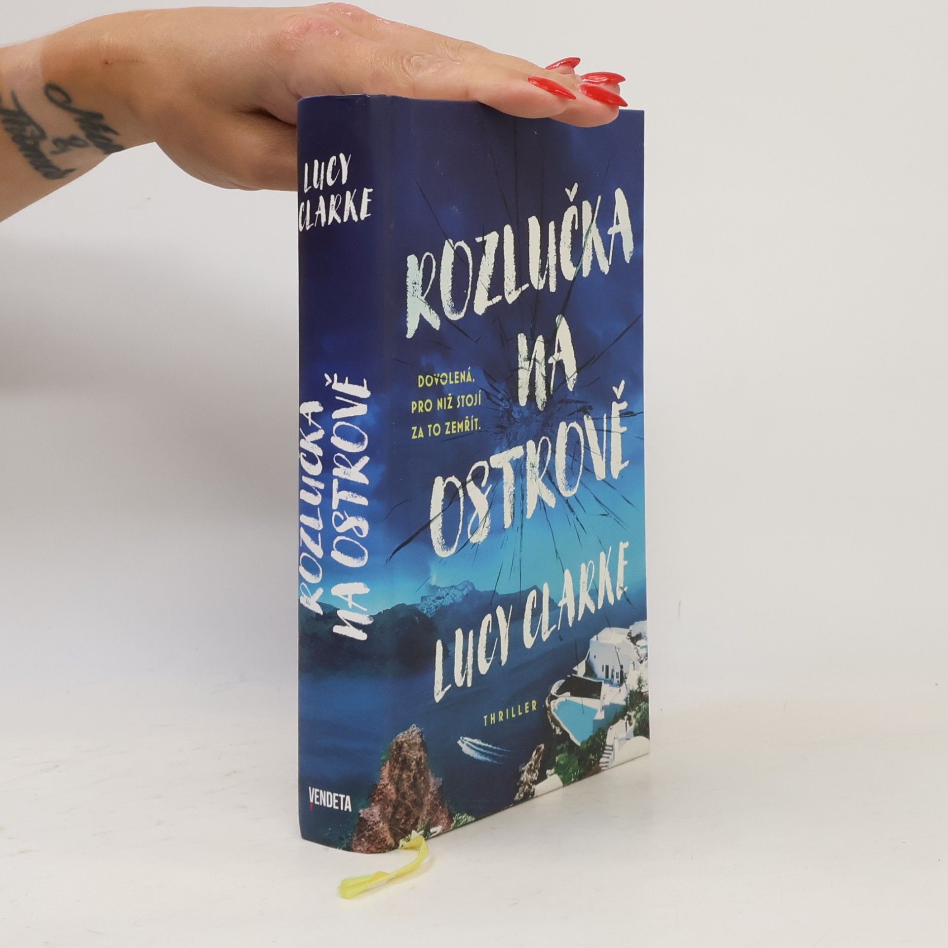 Lucy Clarke Rozlučka na ostrově