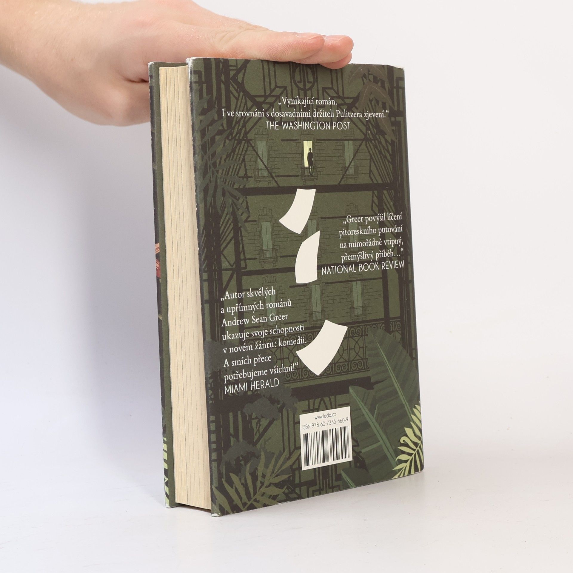 Andrew Sean Greer Less, aneb, Hledání ztraceného mládí