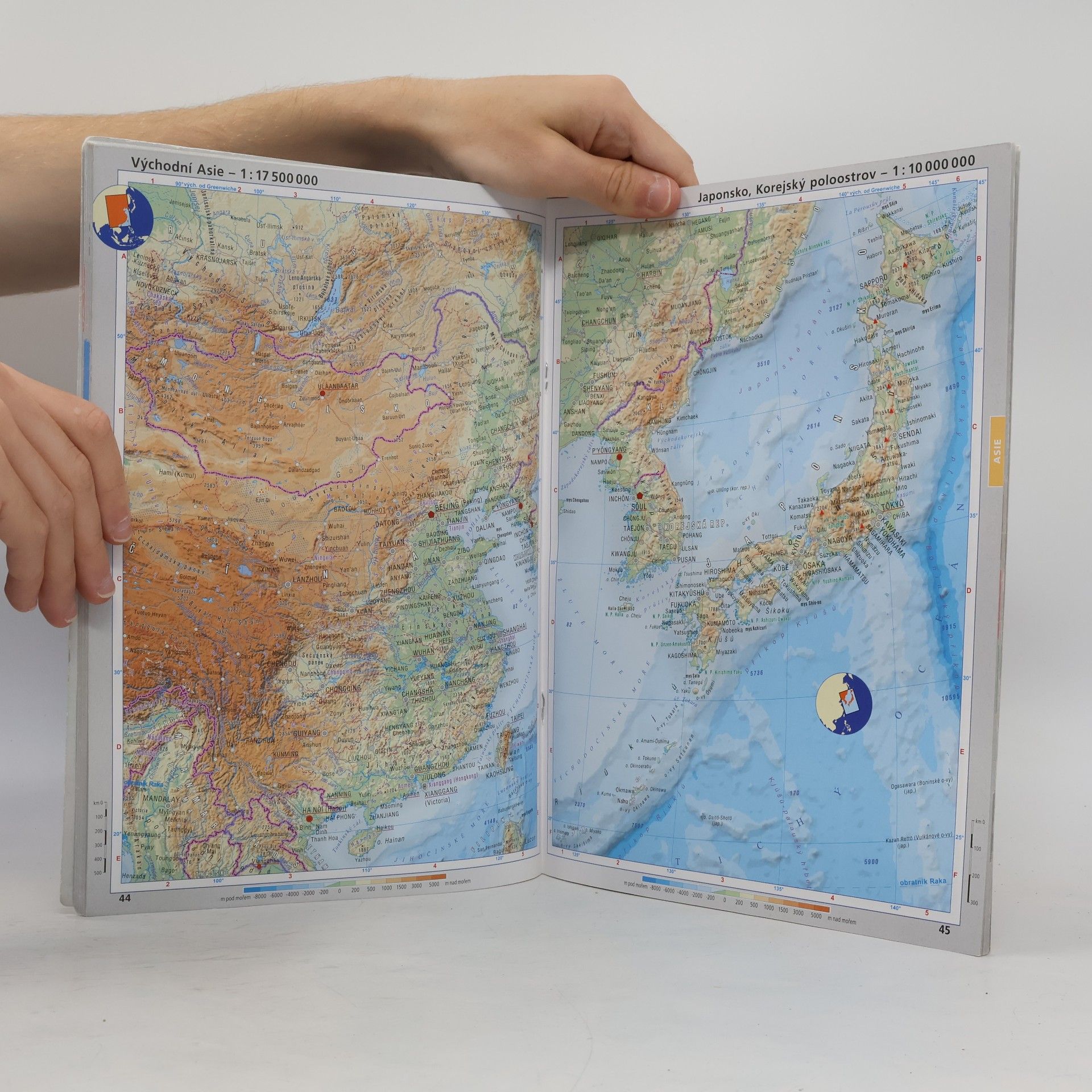 Kolektív autorov Všeobecný atlas světa do každé rodiny. Svět, Česko a Slovensko, Evropa