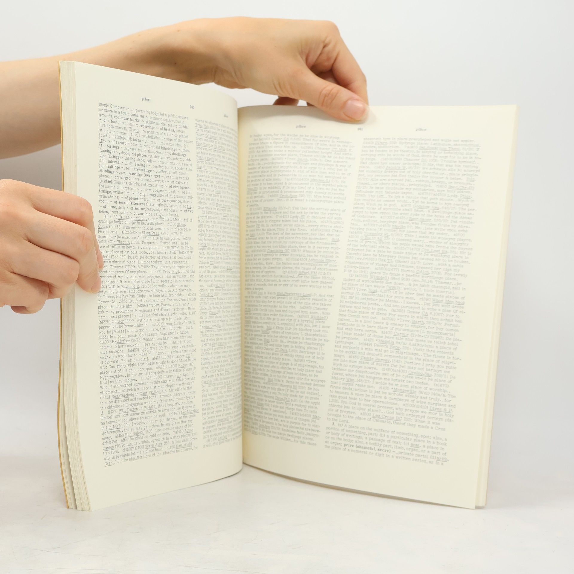 Robert E. Lewis Middle English Dictionary