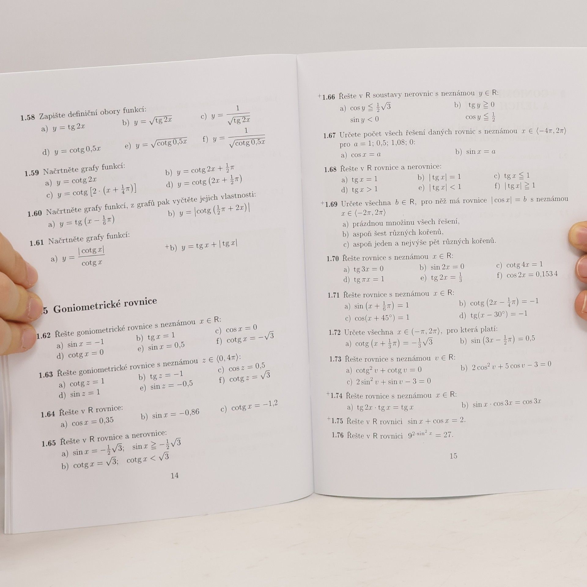 Oldřich Odvárko Sbírka úloh z matematiky pro gymnázia - Goniometrie