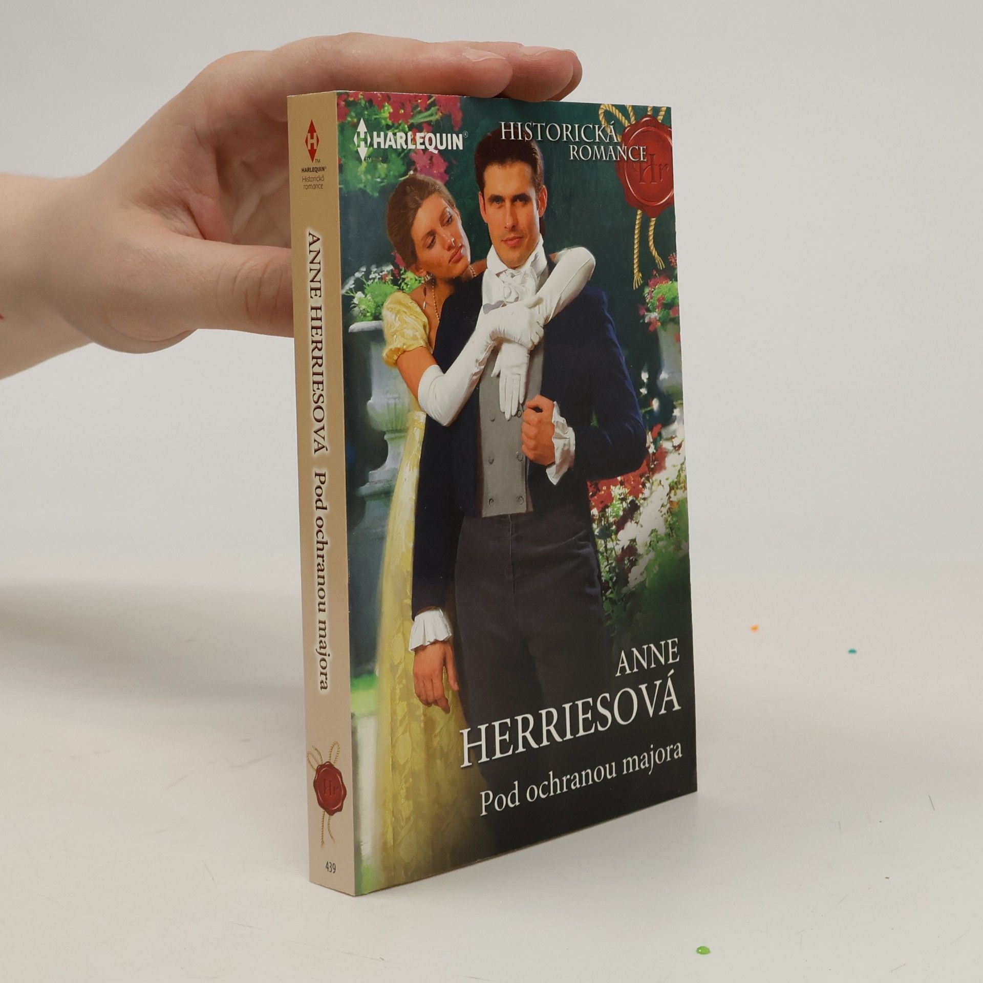 Anne Herries Pod ochranou majora