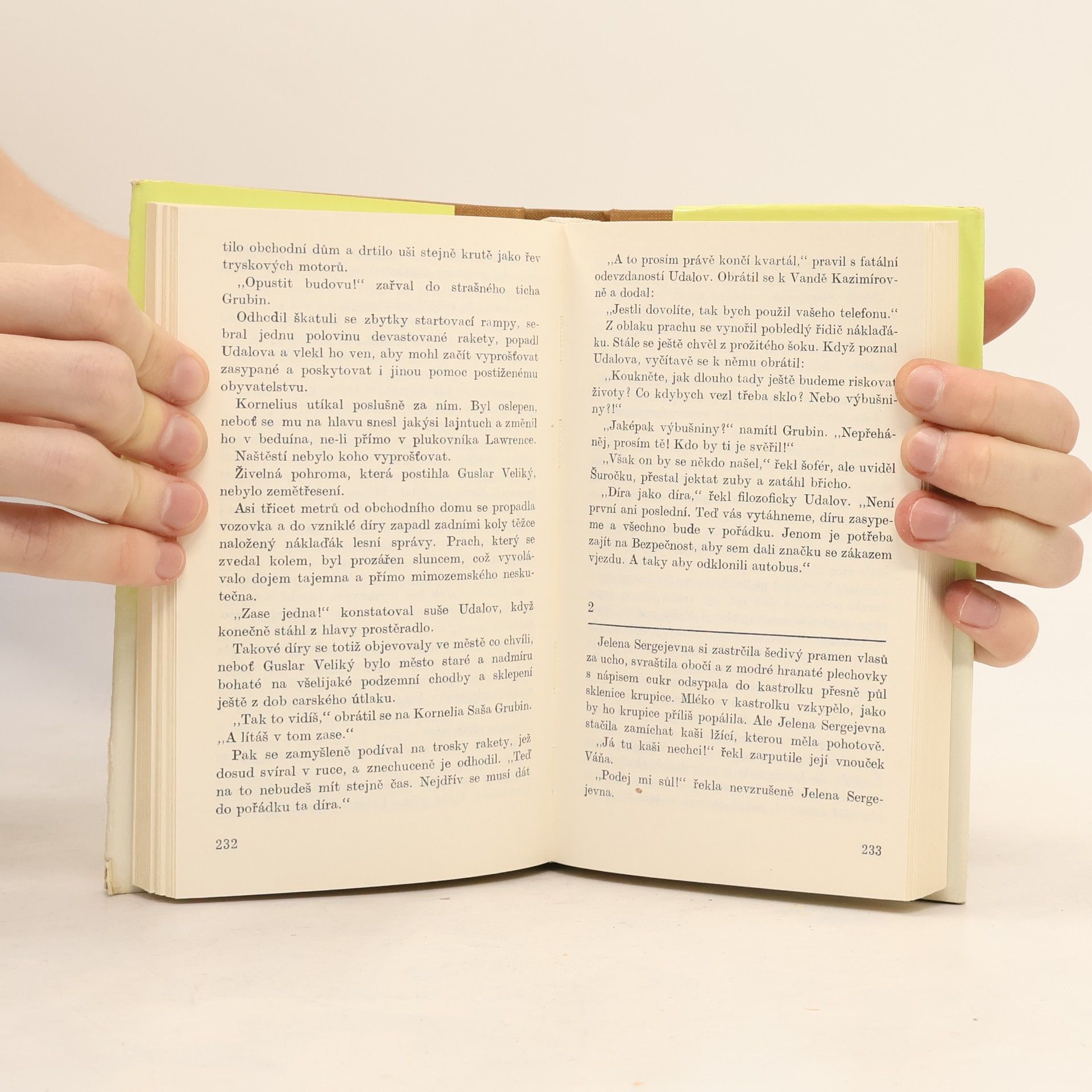 Kirill Bulyčov Mimozemšťané v Guslaru