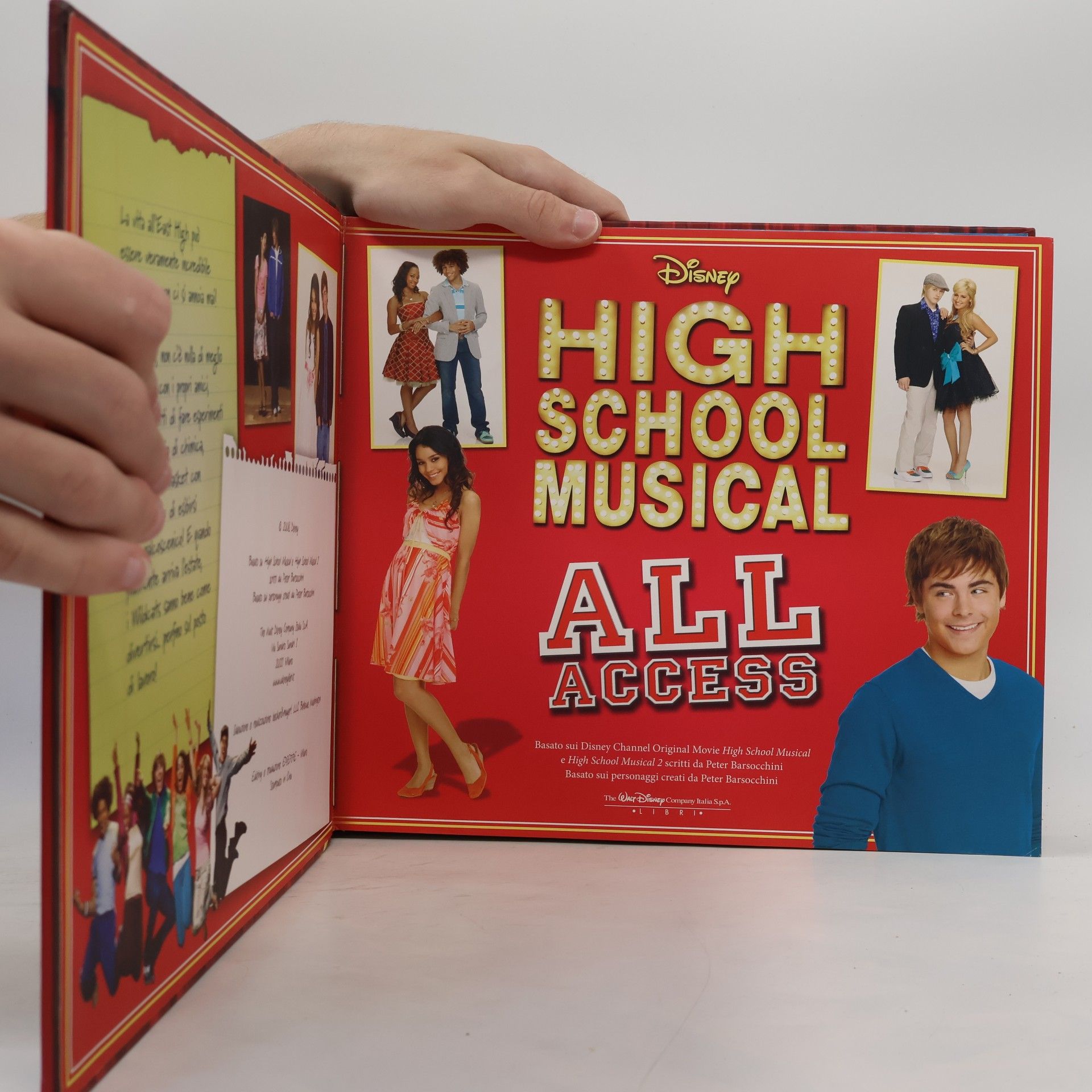 High School Musical. All Access. Tutti i segreti sui film e i personaggi. Con gadget