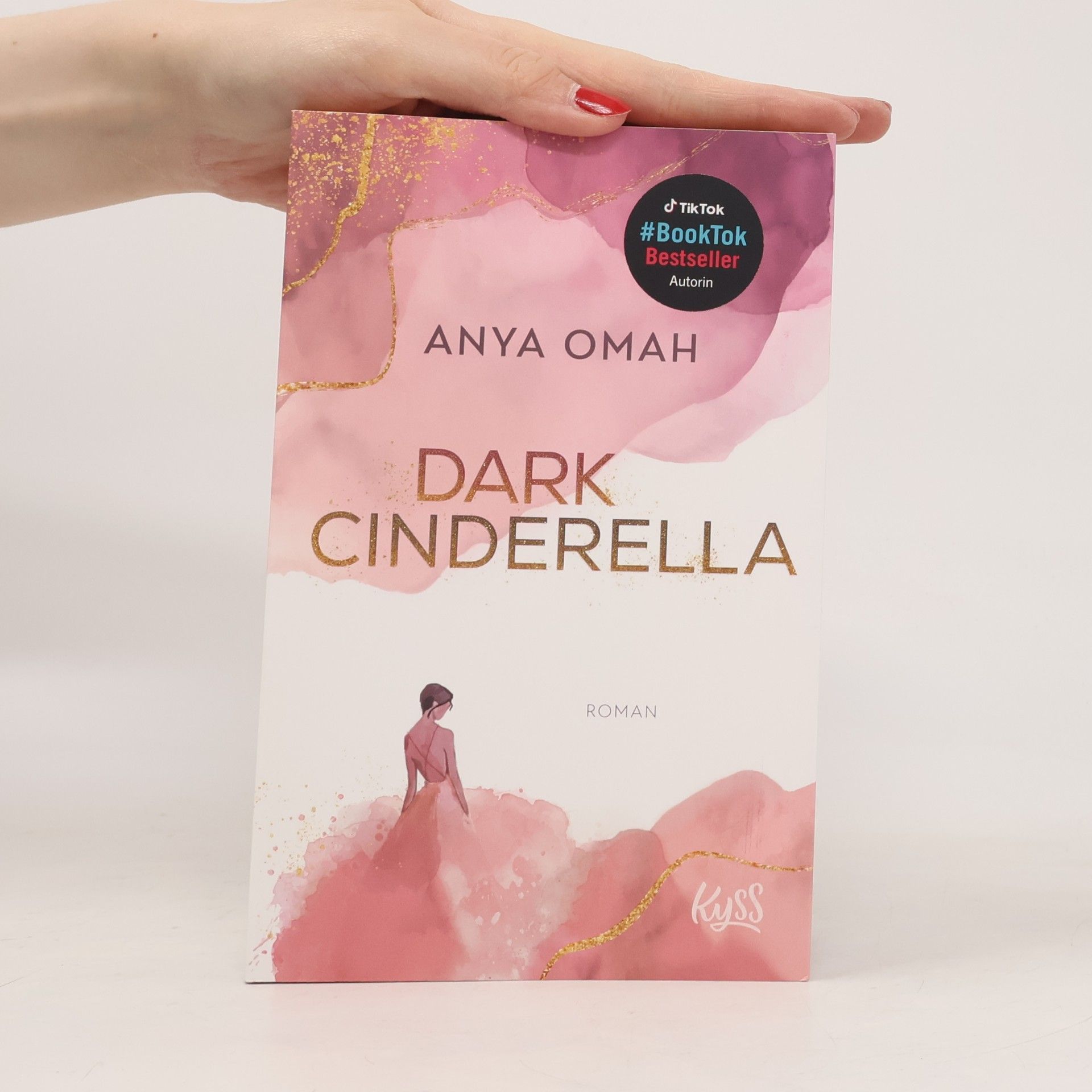 Anya Omah Dark Cinderella
