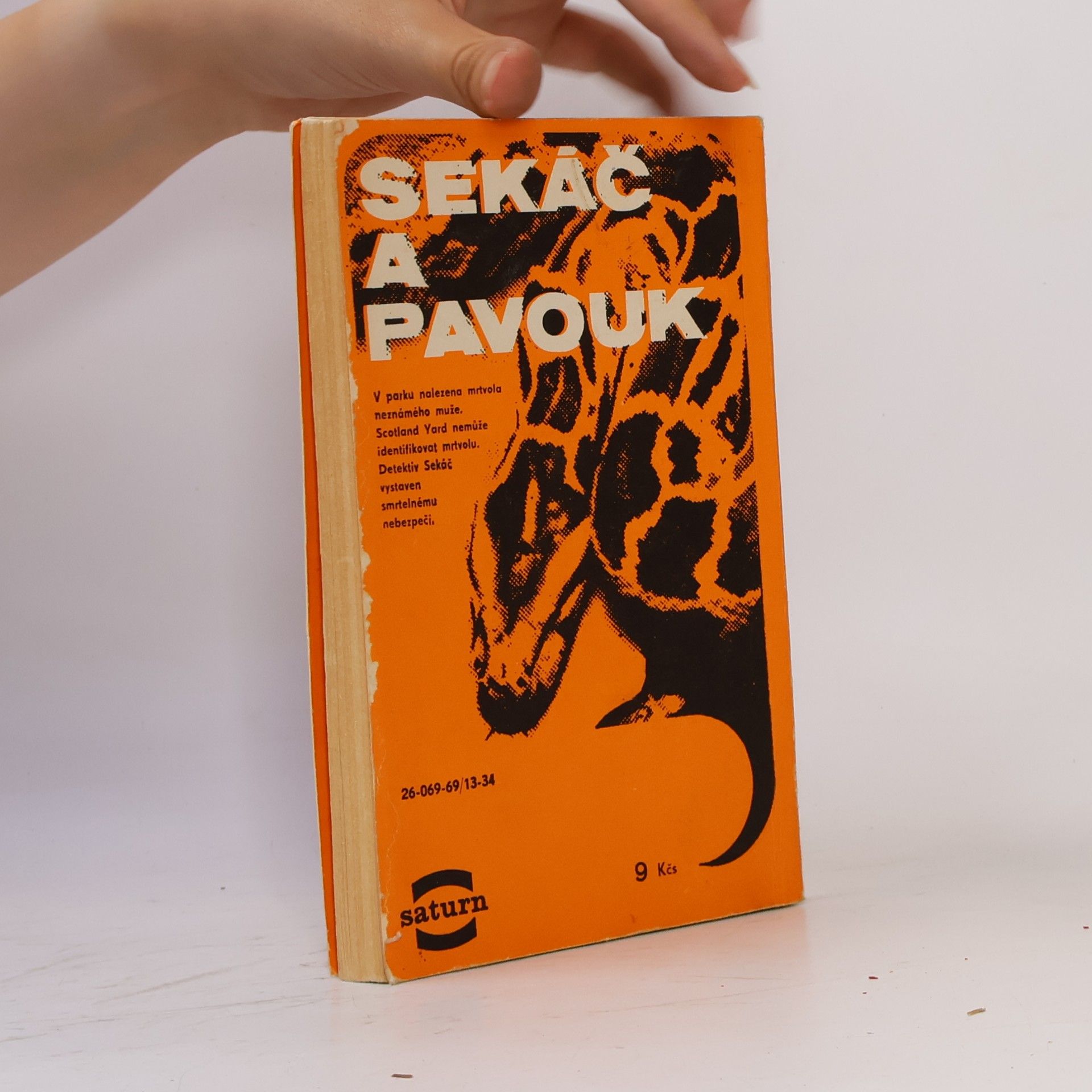 John Creasey Sekáč a pavouk
