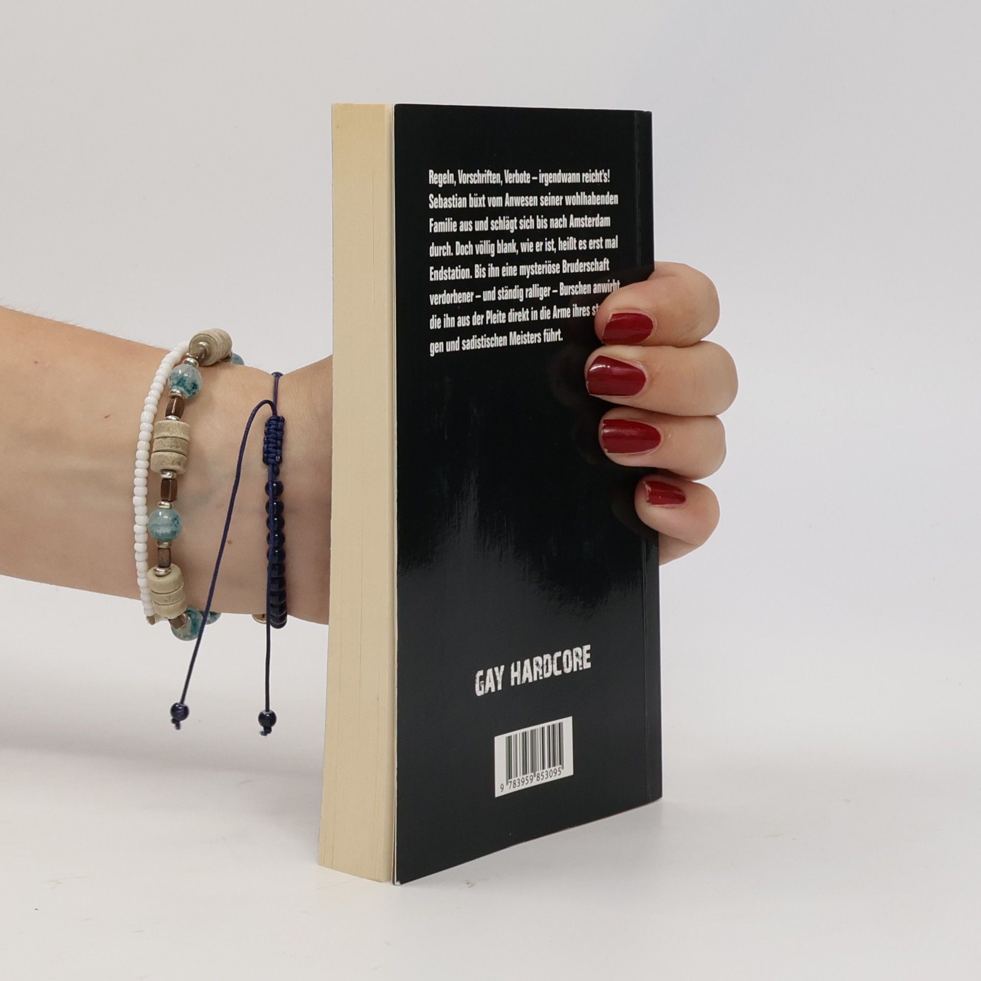 Dirk Schiller Jung, pleite, hemmungslos