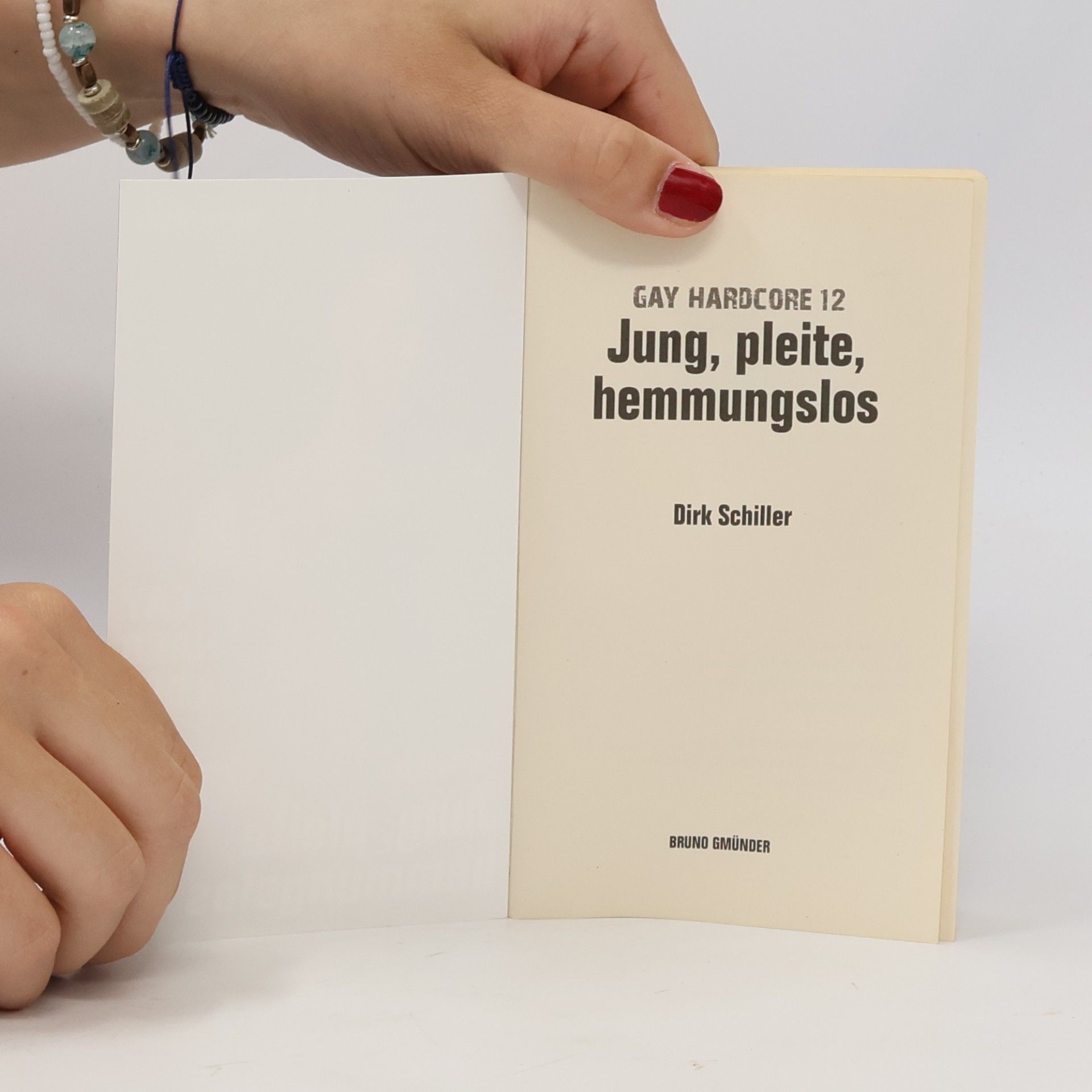 Dirk Schiller Jung, pleite, hemmungslos