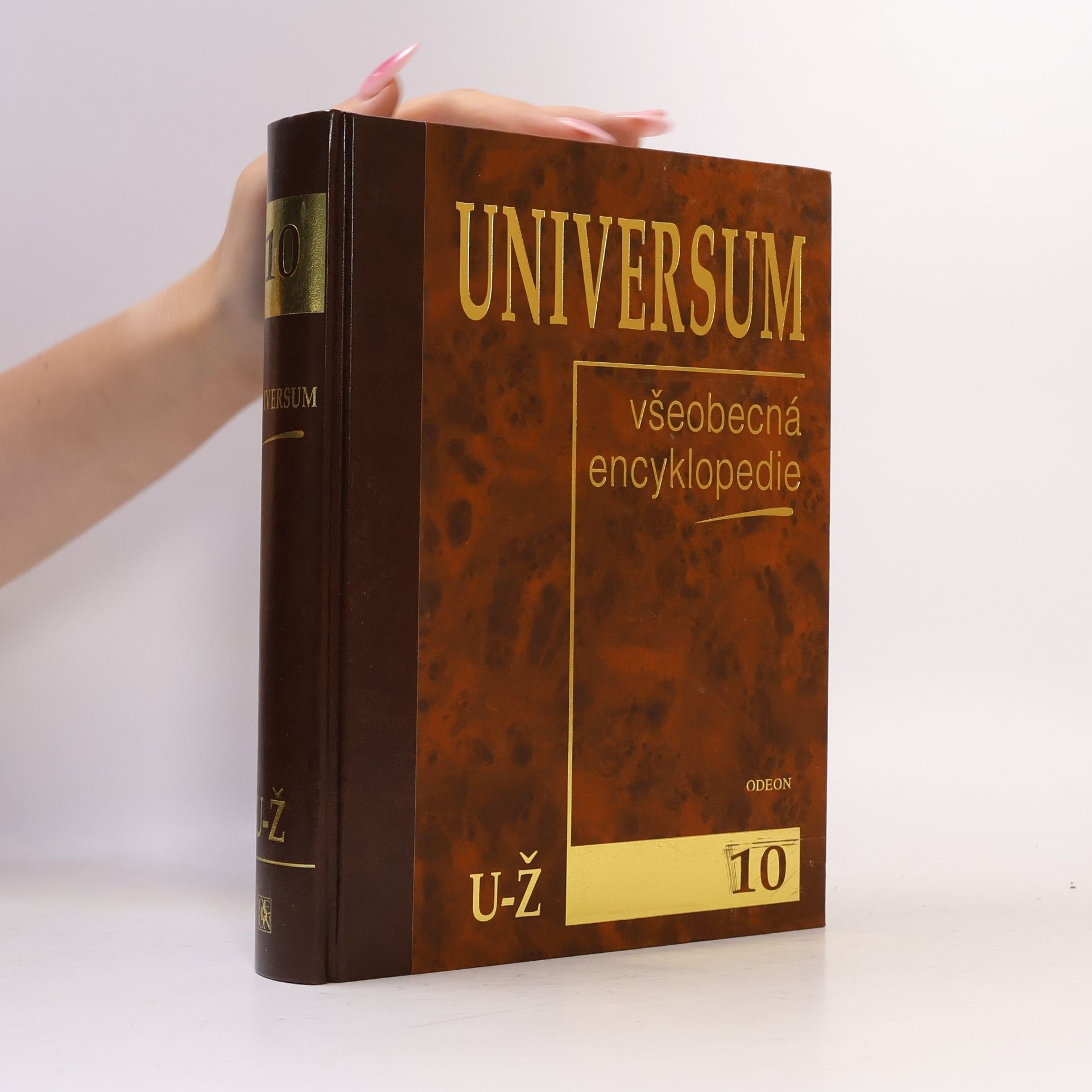 Kolektív autorov Universum 10
