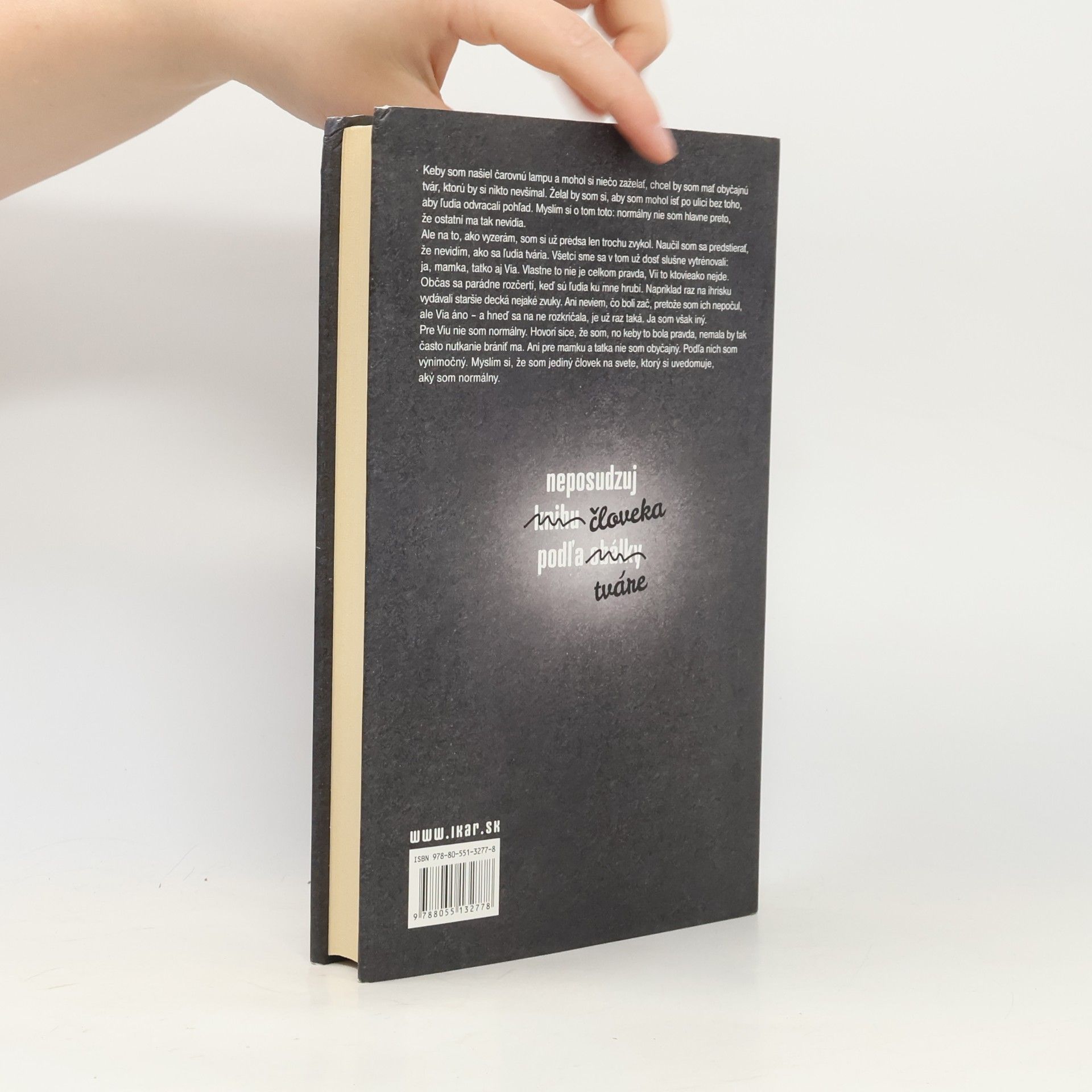 R. J. Palacio Obyčajná tvár