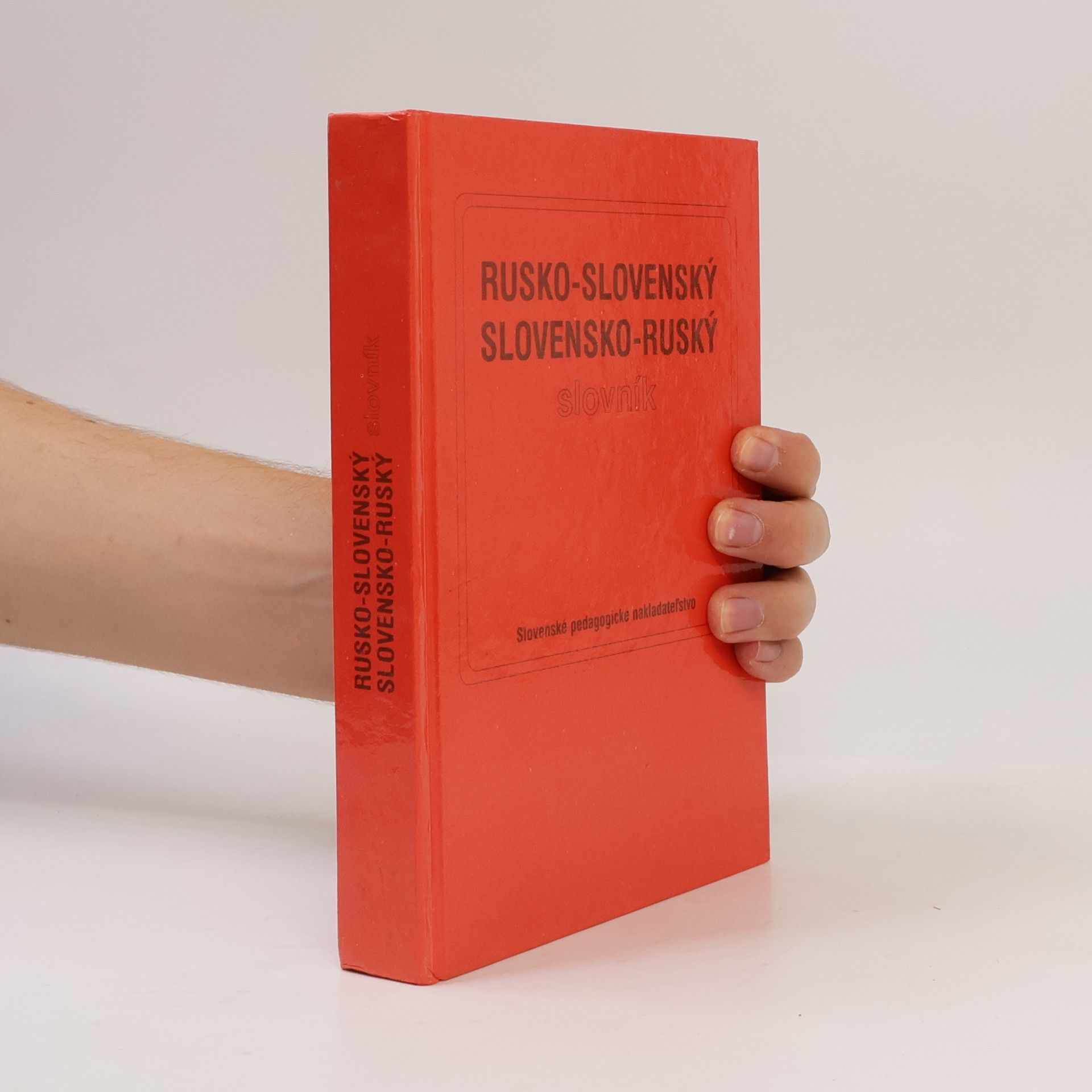 Mária Fillkusová Rusko-slovenský a slovensko-ruský slovník