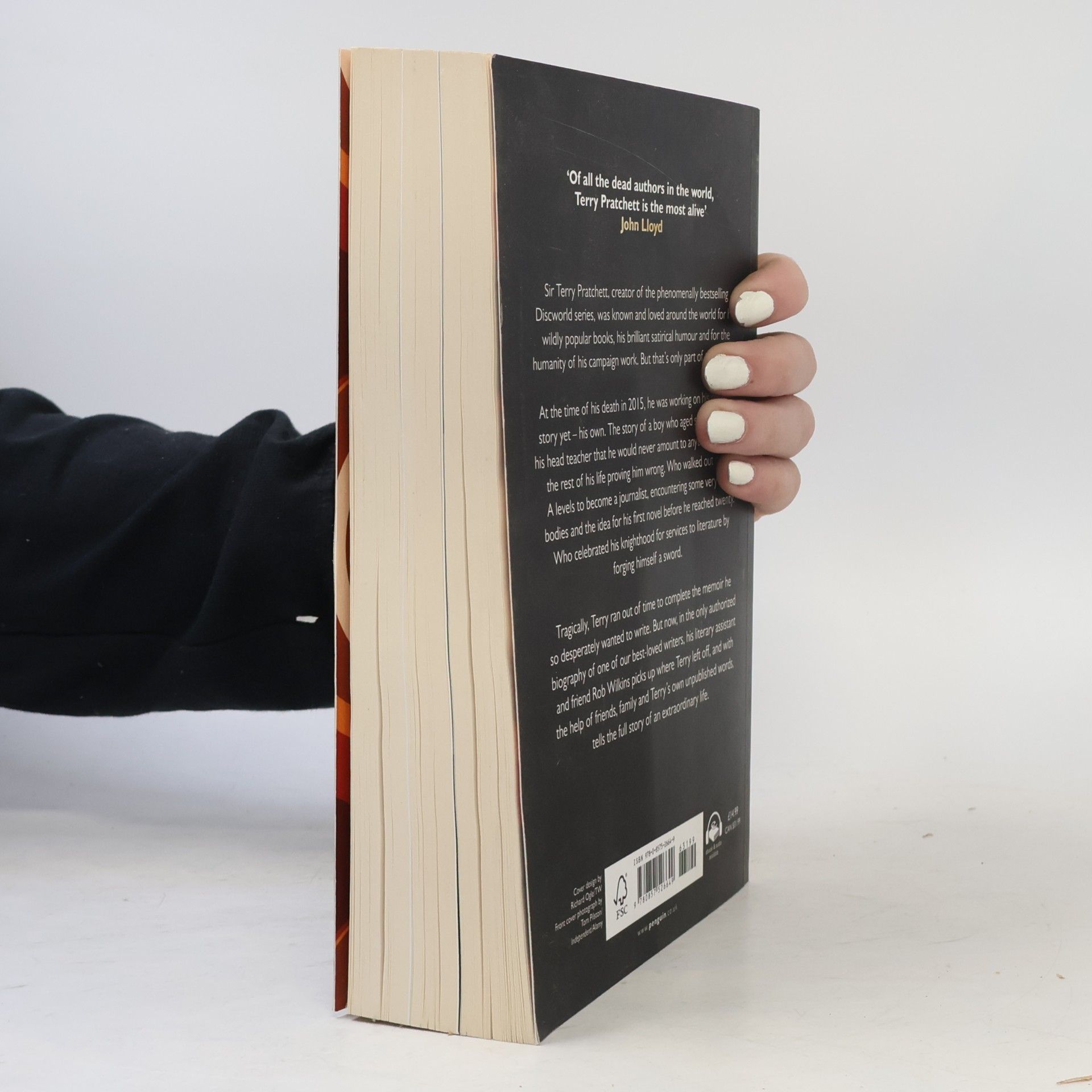 Rob Wilkins Terry Pratchett: A Life With Footnotes