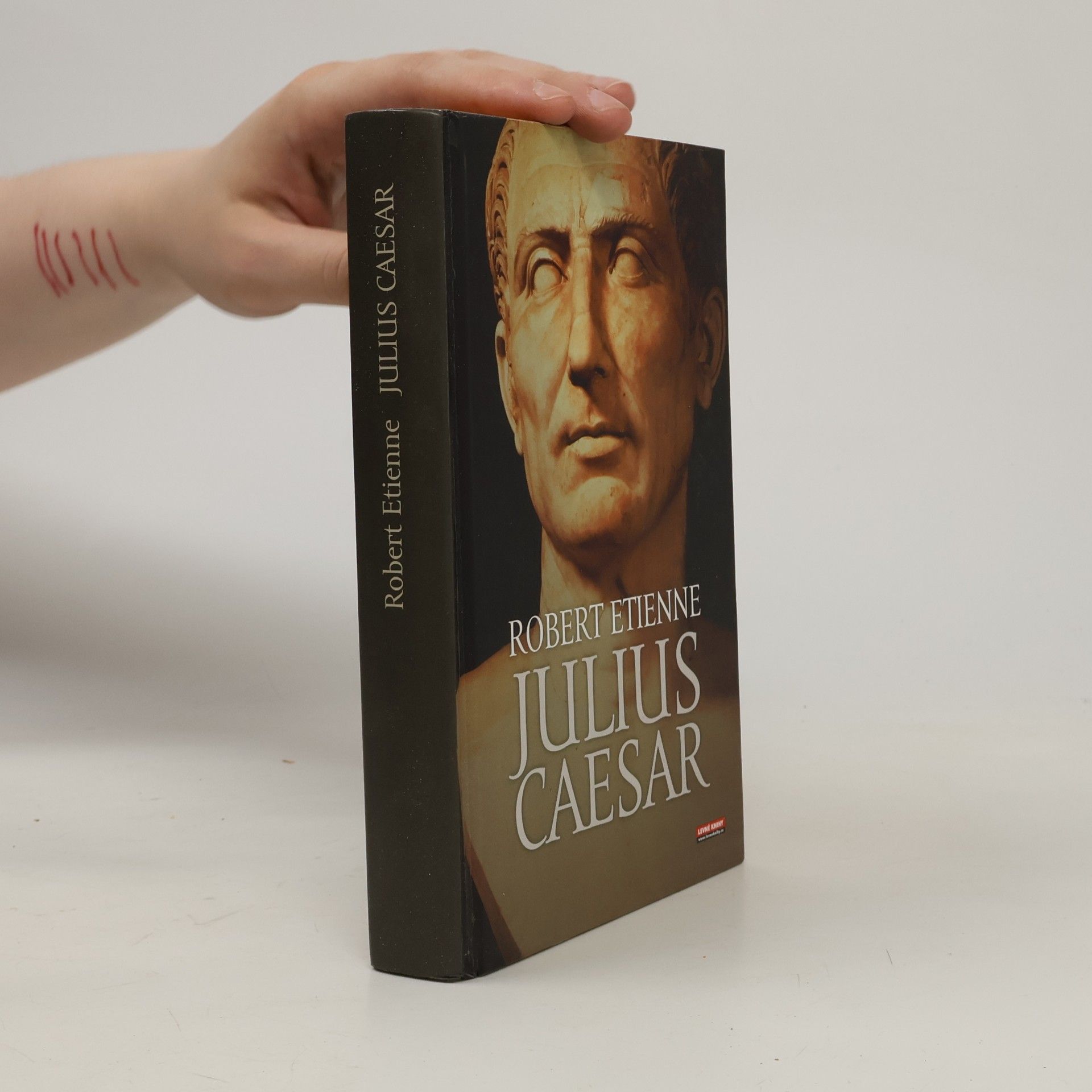 Robert Étienne Julius Caesar