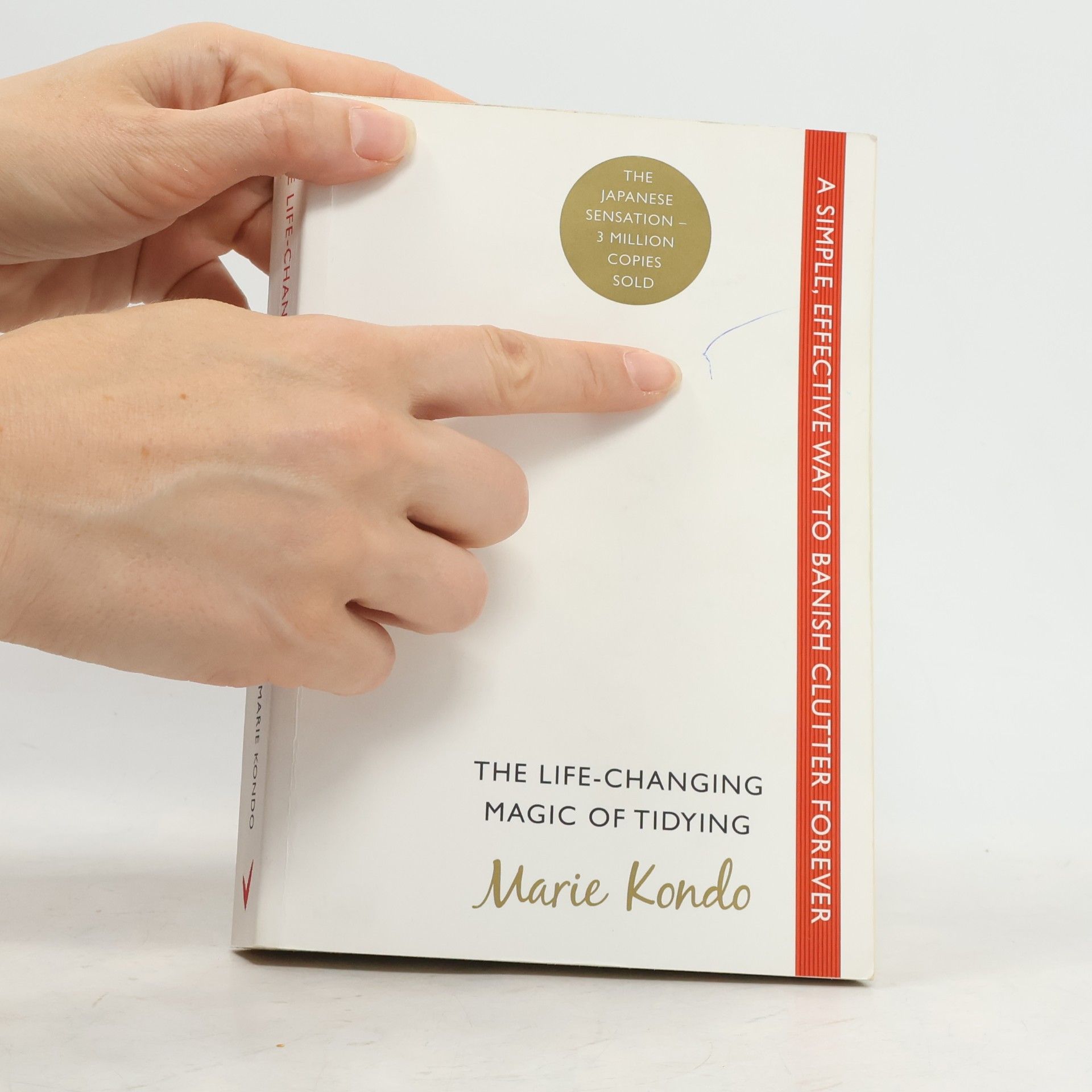 Marie Kondo The Life-changing Magic of Tidying
