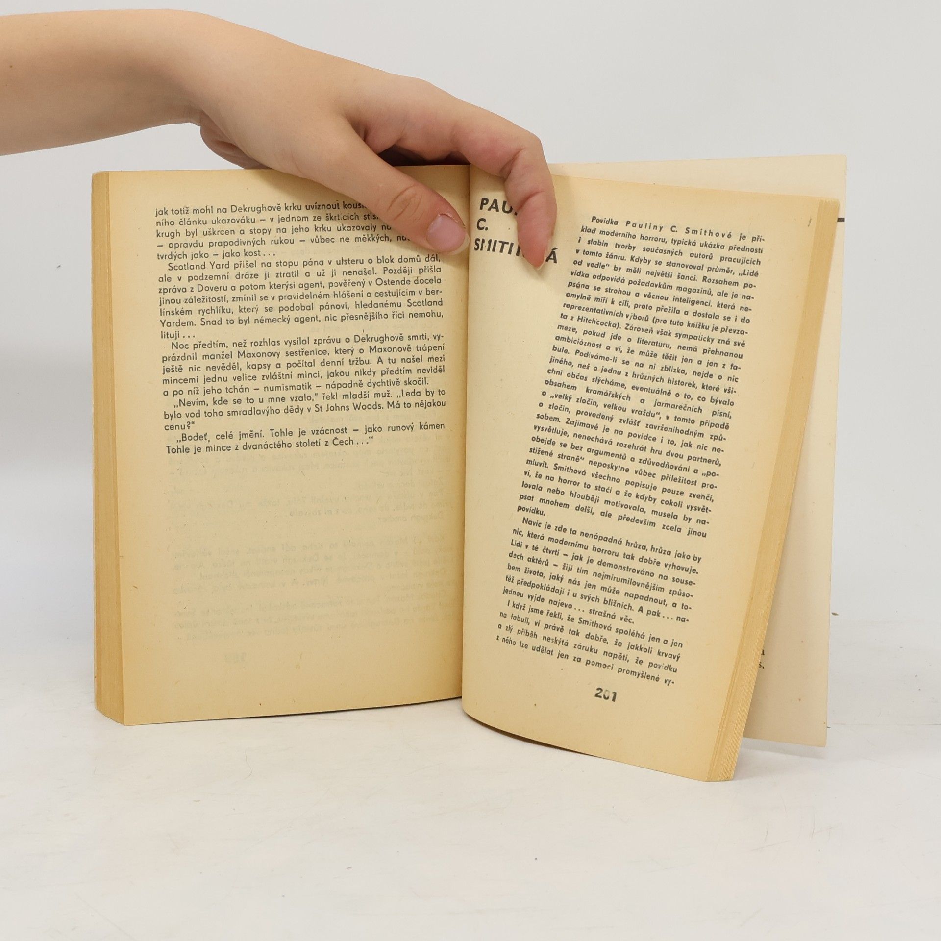 Collectif d'auteurs Lupiči mrtvol