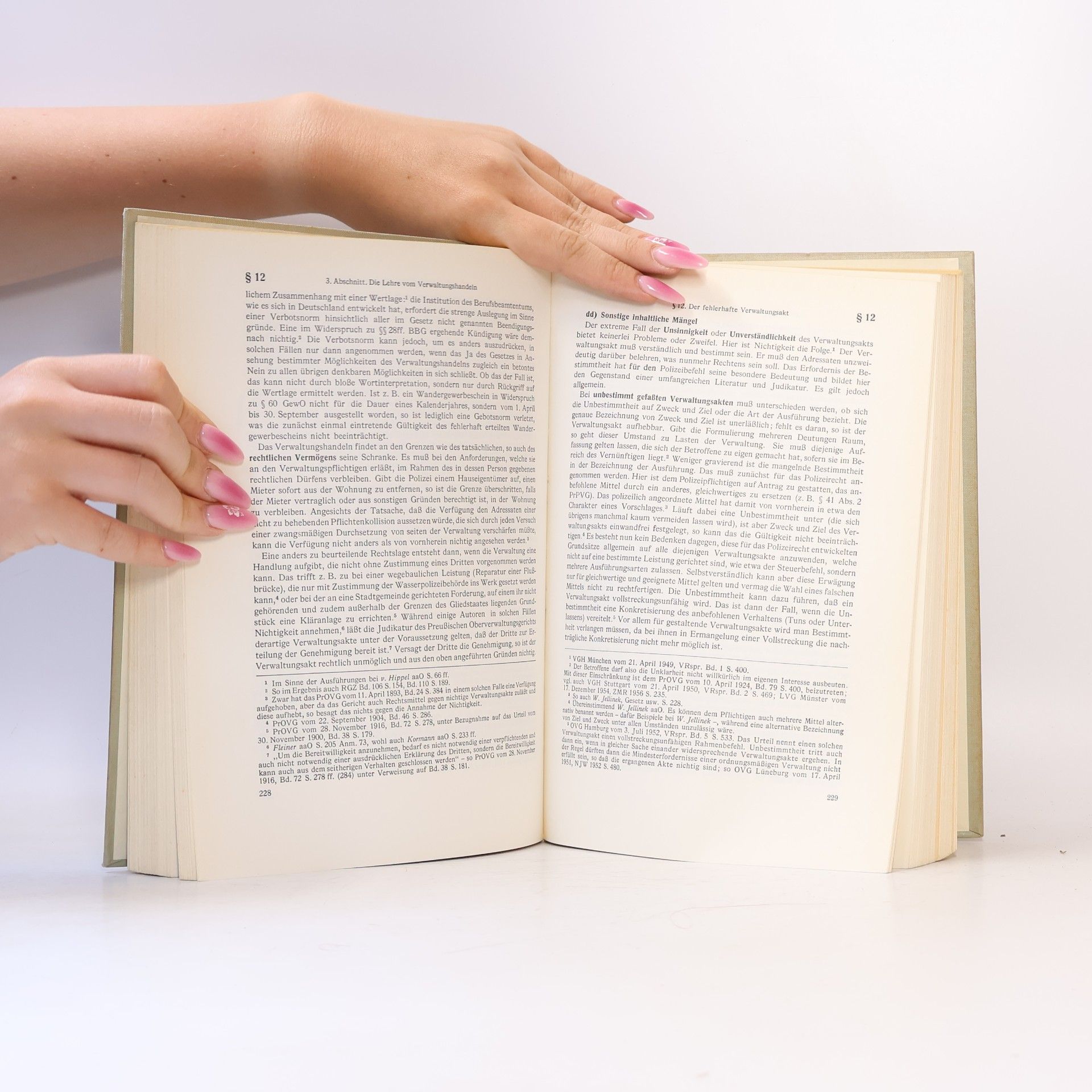 Ernst Forsthoff Lehrbuch des Verwaltungsrechts 1