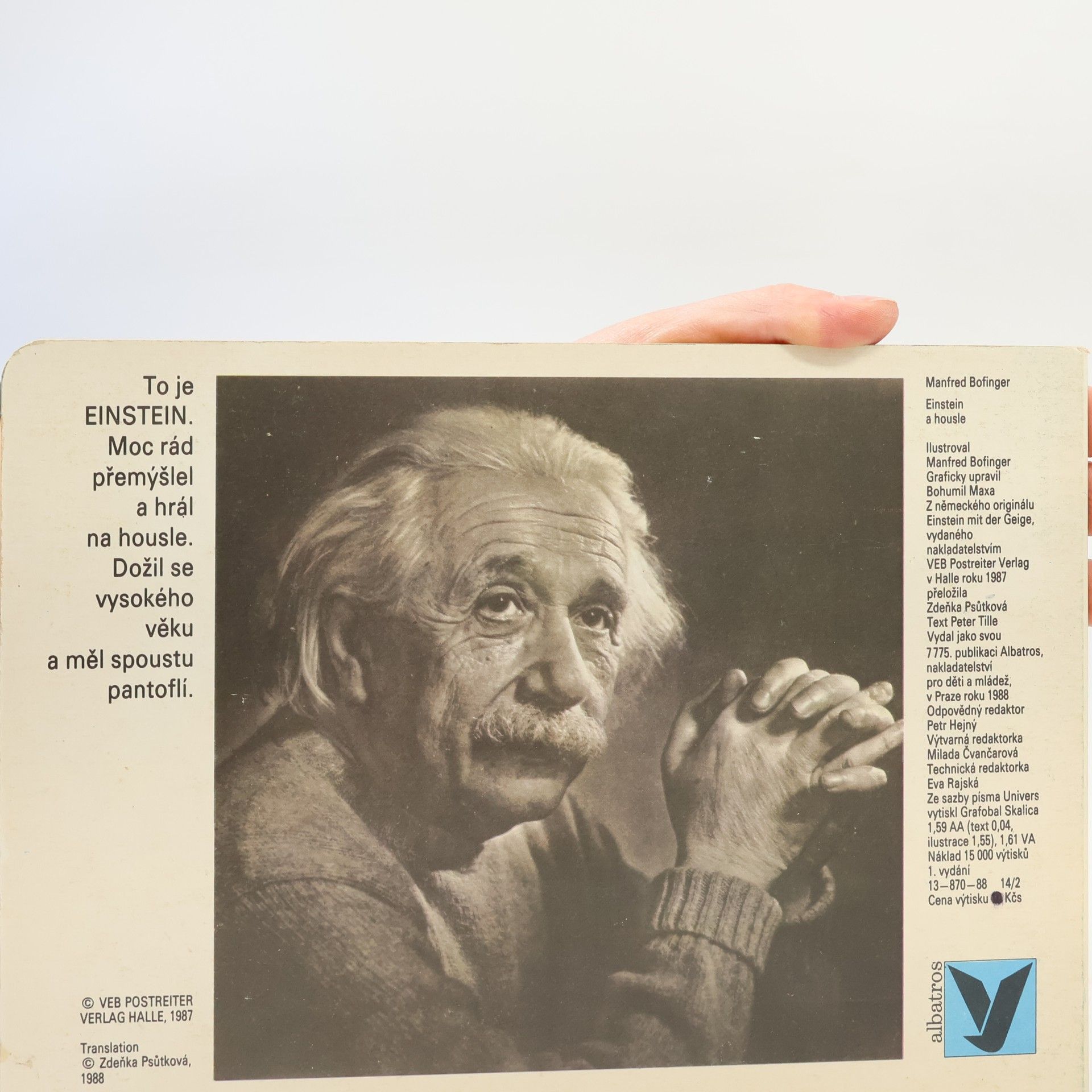 Collectif d'auteurs Einstein a housle