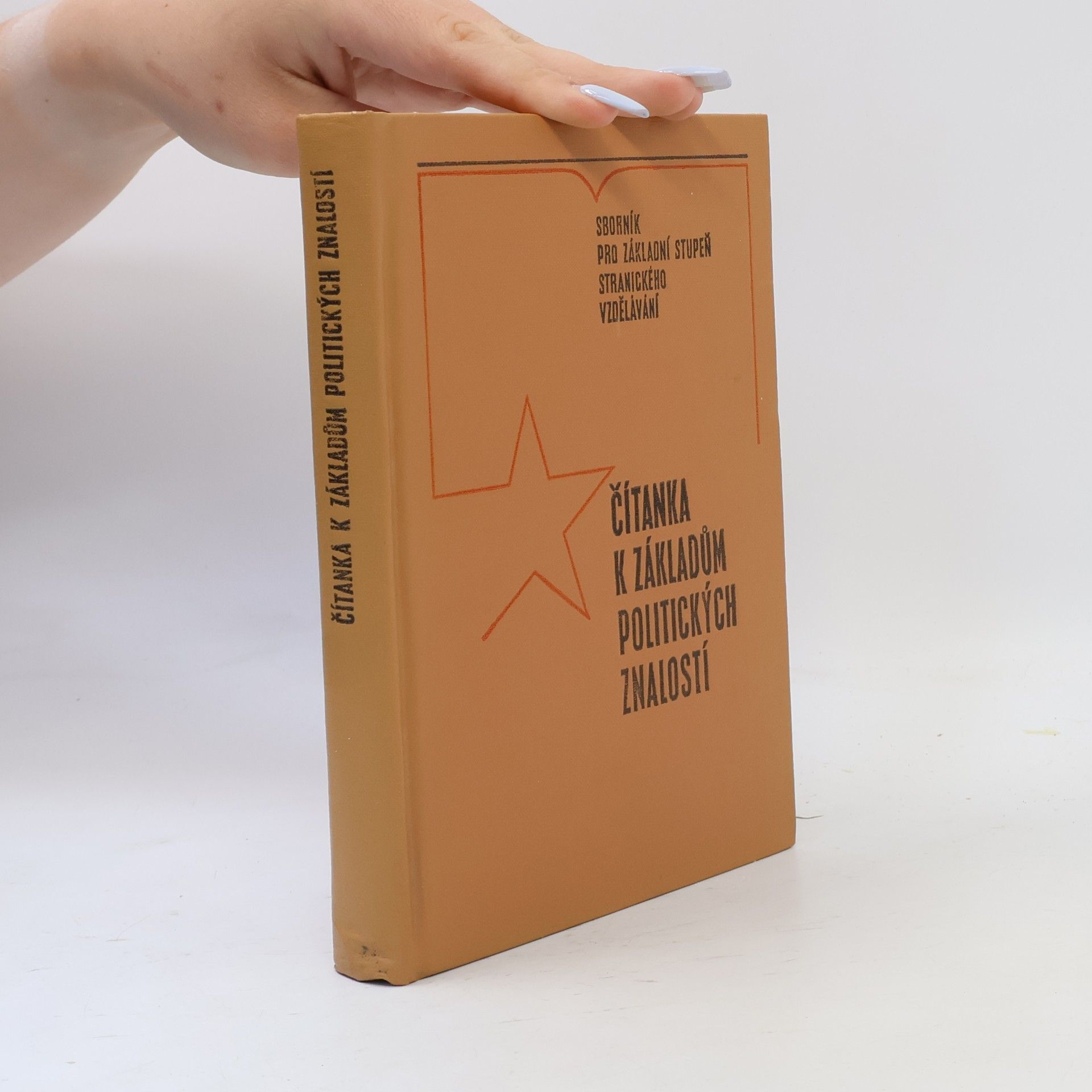 Collectif d'auteurs Čítanka k základům politických znalostí