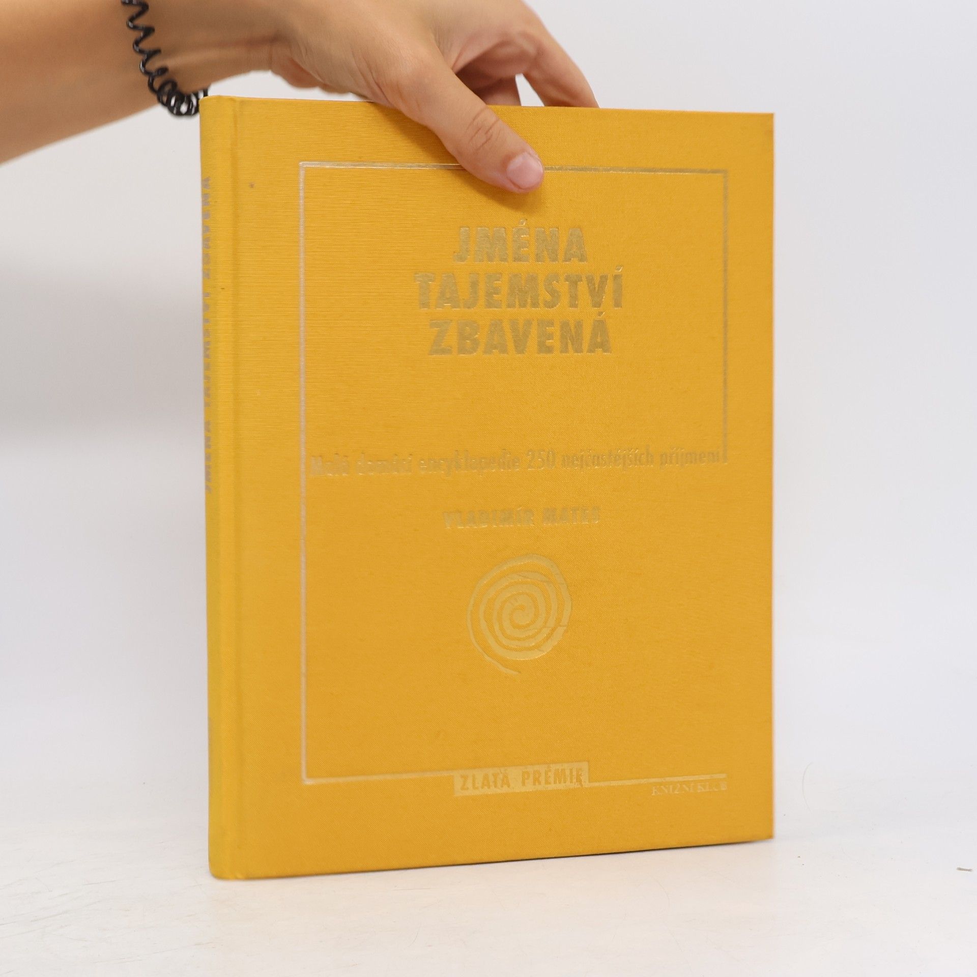 Vladimír Mates Jména tajemství zbavená
