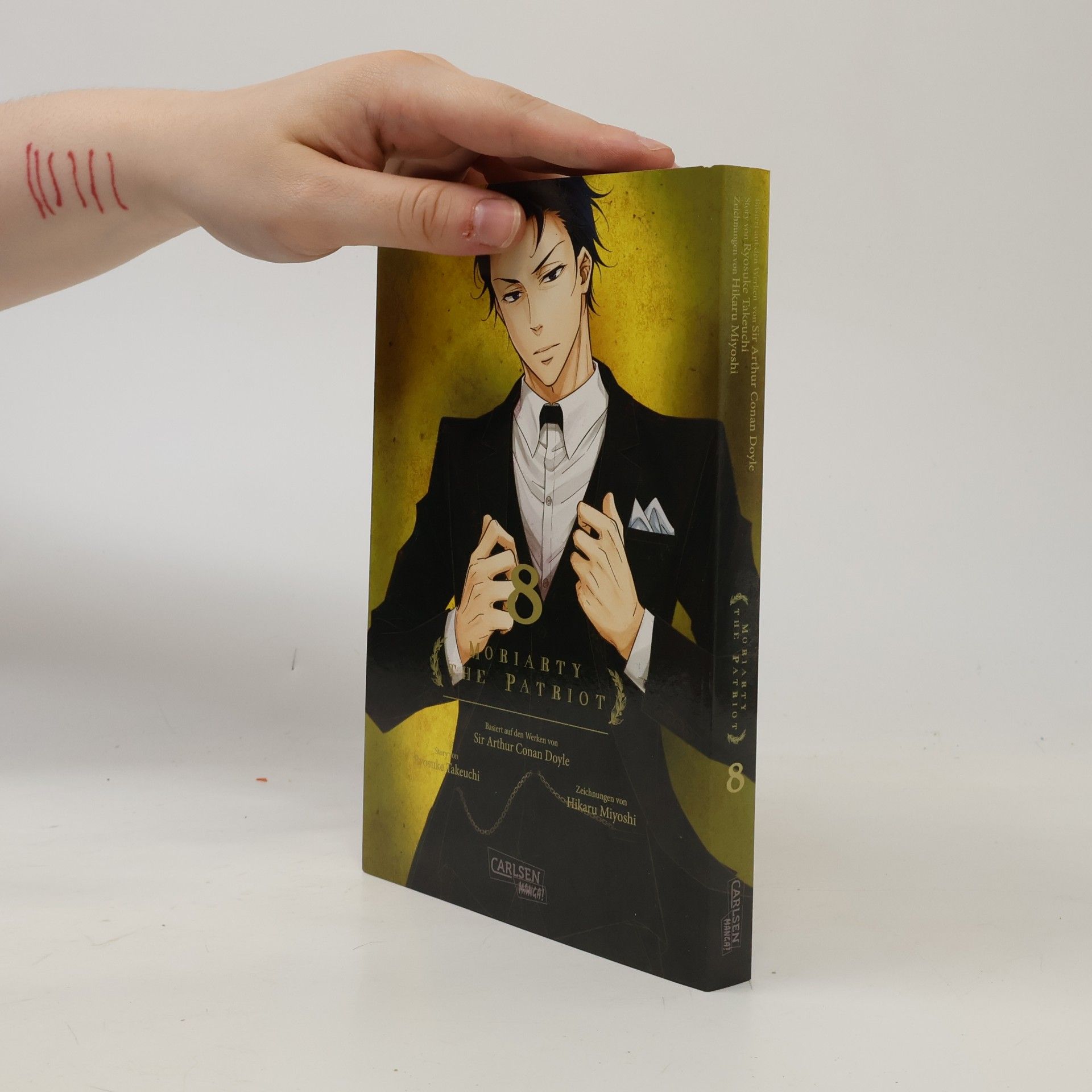 Hikaru Miyoshi Moriarty the Patriot 8