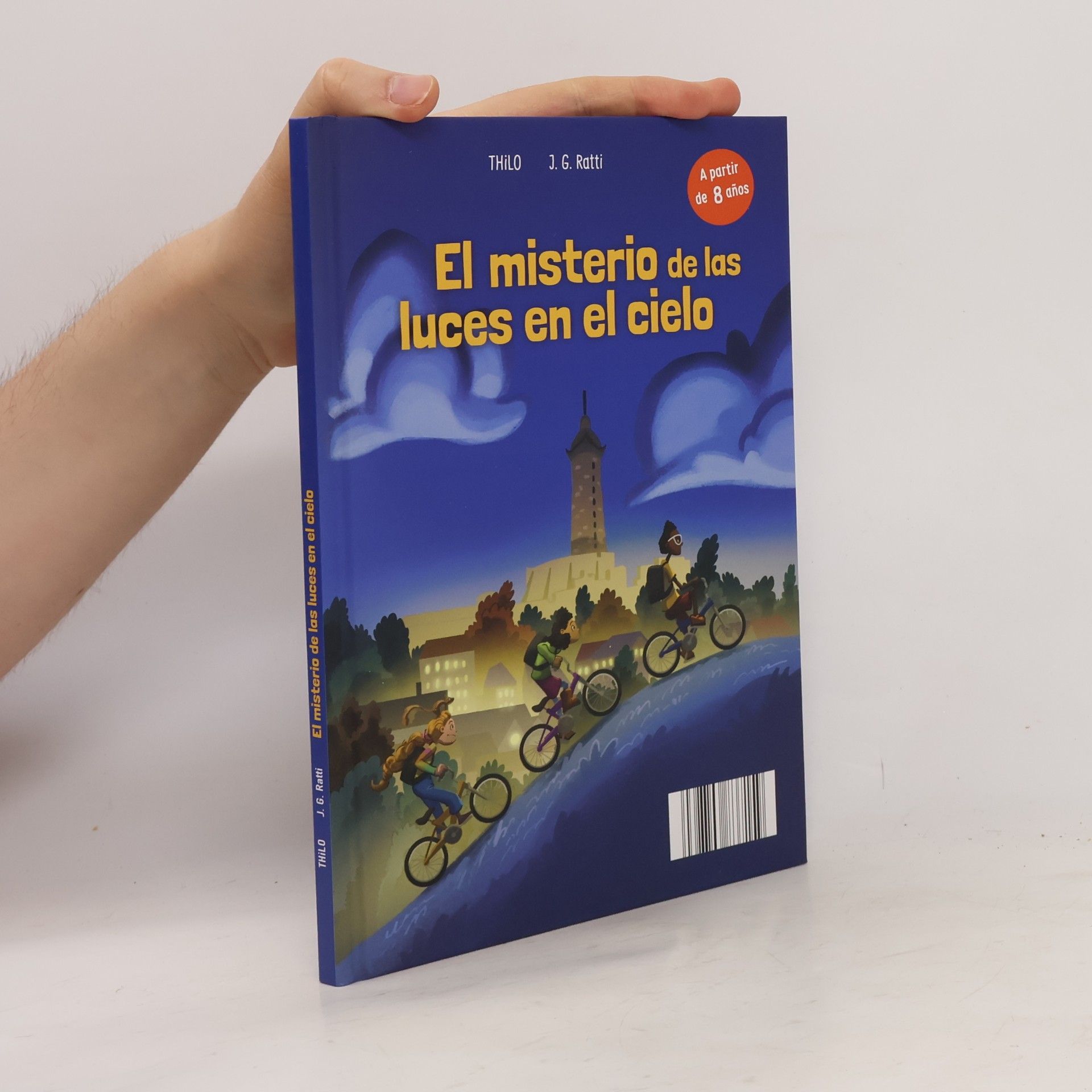 Javier G. Ratti El misterio de las luces en el cielo