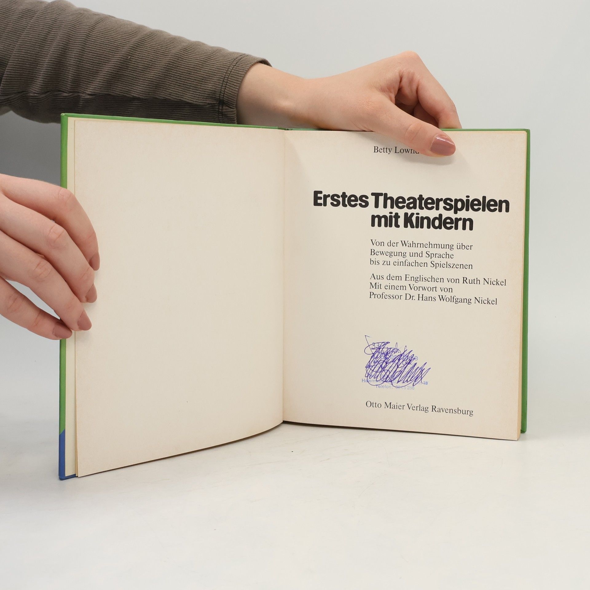 Betty Lowndes Erstes Theaterspielen mit Kindern