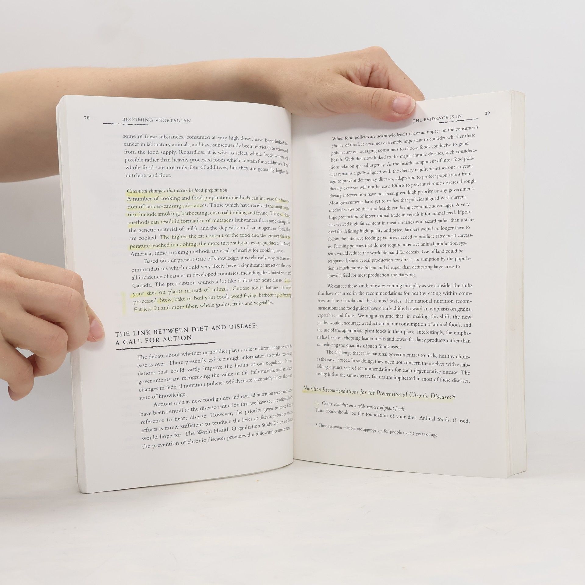 Autores varios Becoming vegetarian : the complete guide to adopting a healthy vegetarian diet