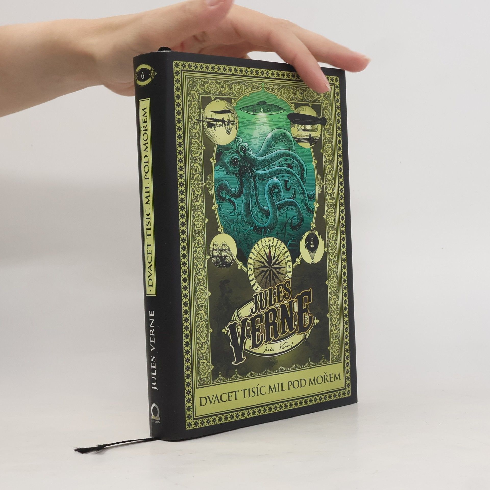 Jules Verne Dvacet tisíc mil pod mořem
