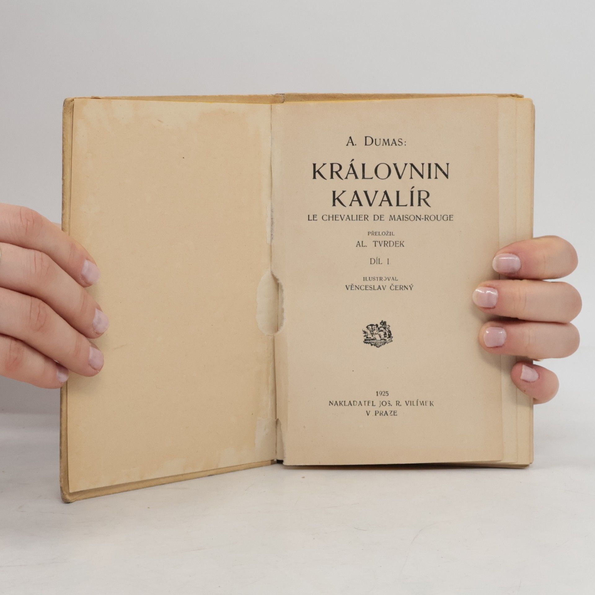 Alexandre Dumas der Ältere Královnin kavalír